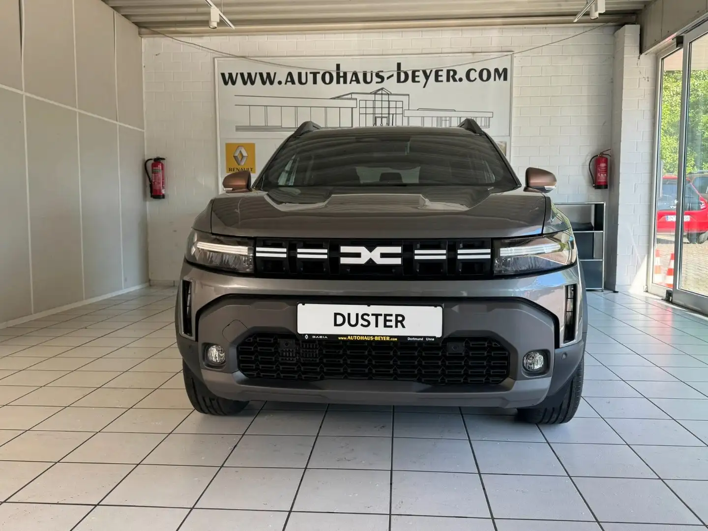 Dacia Duster III ECO-G 100 Extreme Grijs - 2