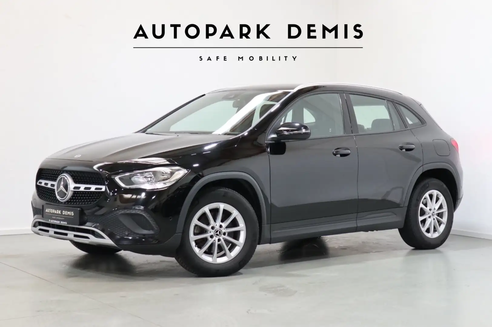 Mercedes-Benz GLA 180 GLA -Klasse d/TEMP/PDC/KAMERA/NAVI/LHZ Noir - 1