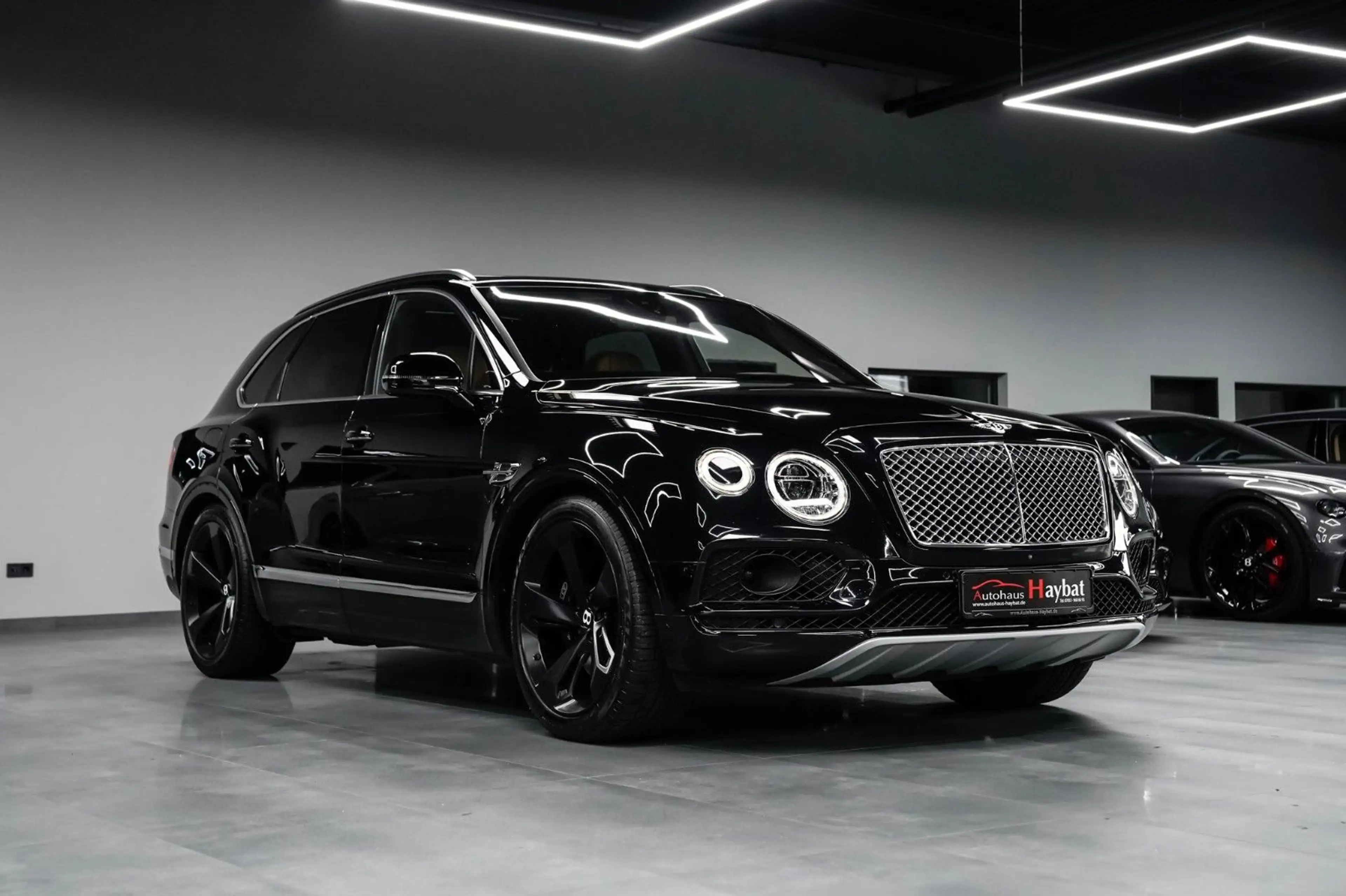 Bentley Bentayga 6.0 W12 Pano-All Terrain-City-Touring