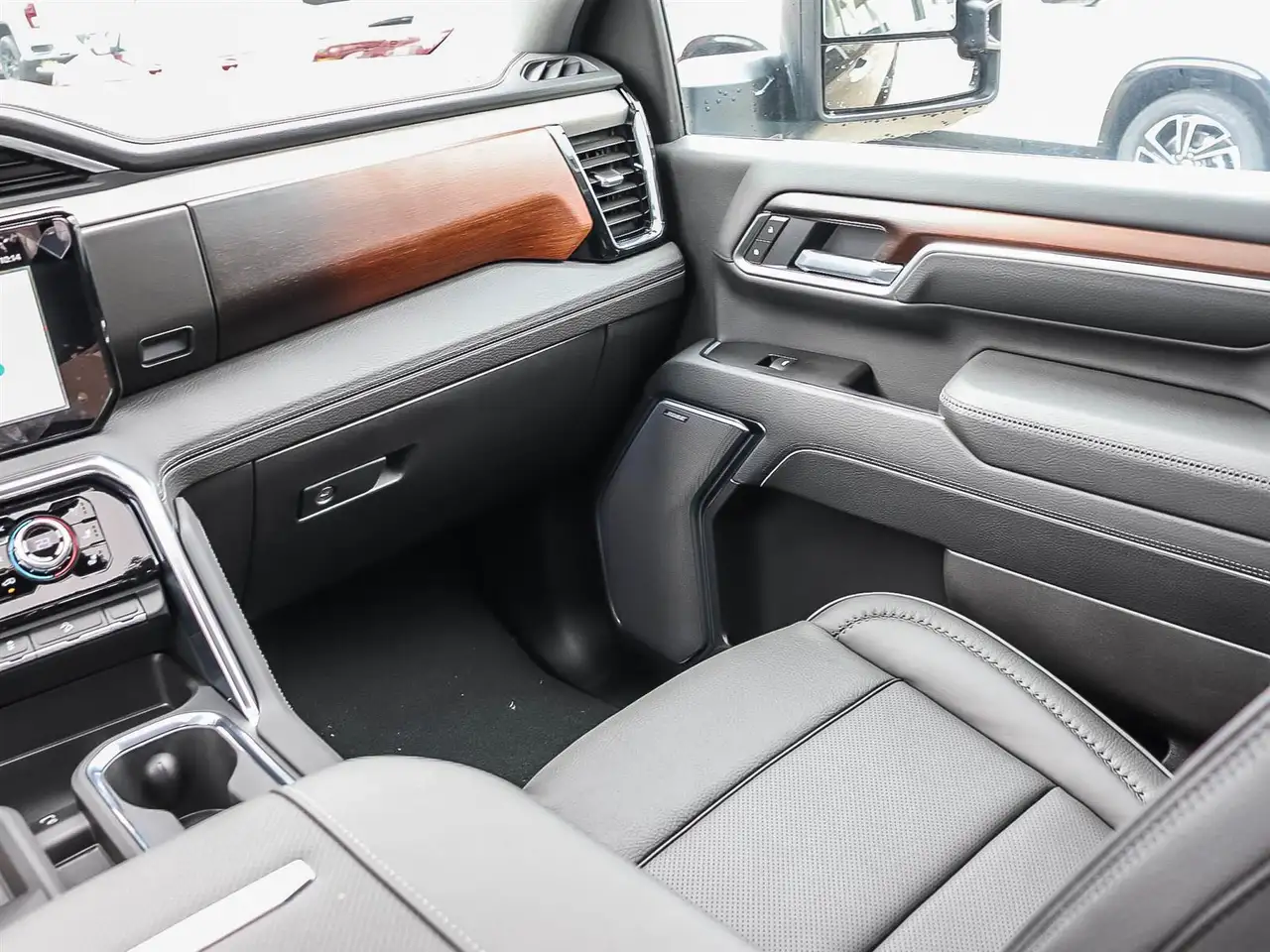 GMC Sierra 2500HD снимка GMC Sierra 2500HD