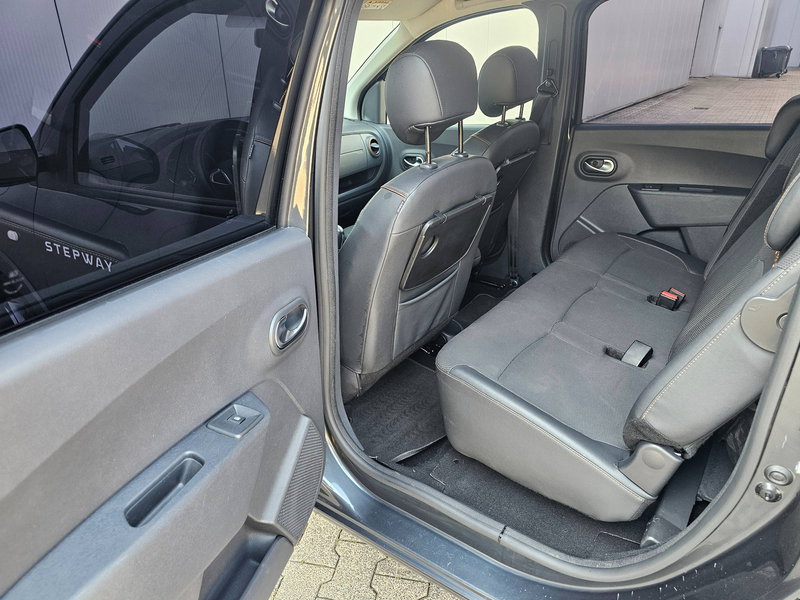 Dacia Lodgy Stepway Celebration*STEUERKETTE/INSP. NEU* — photo 14