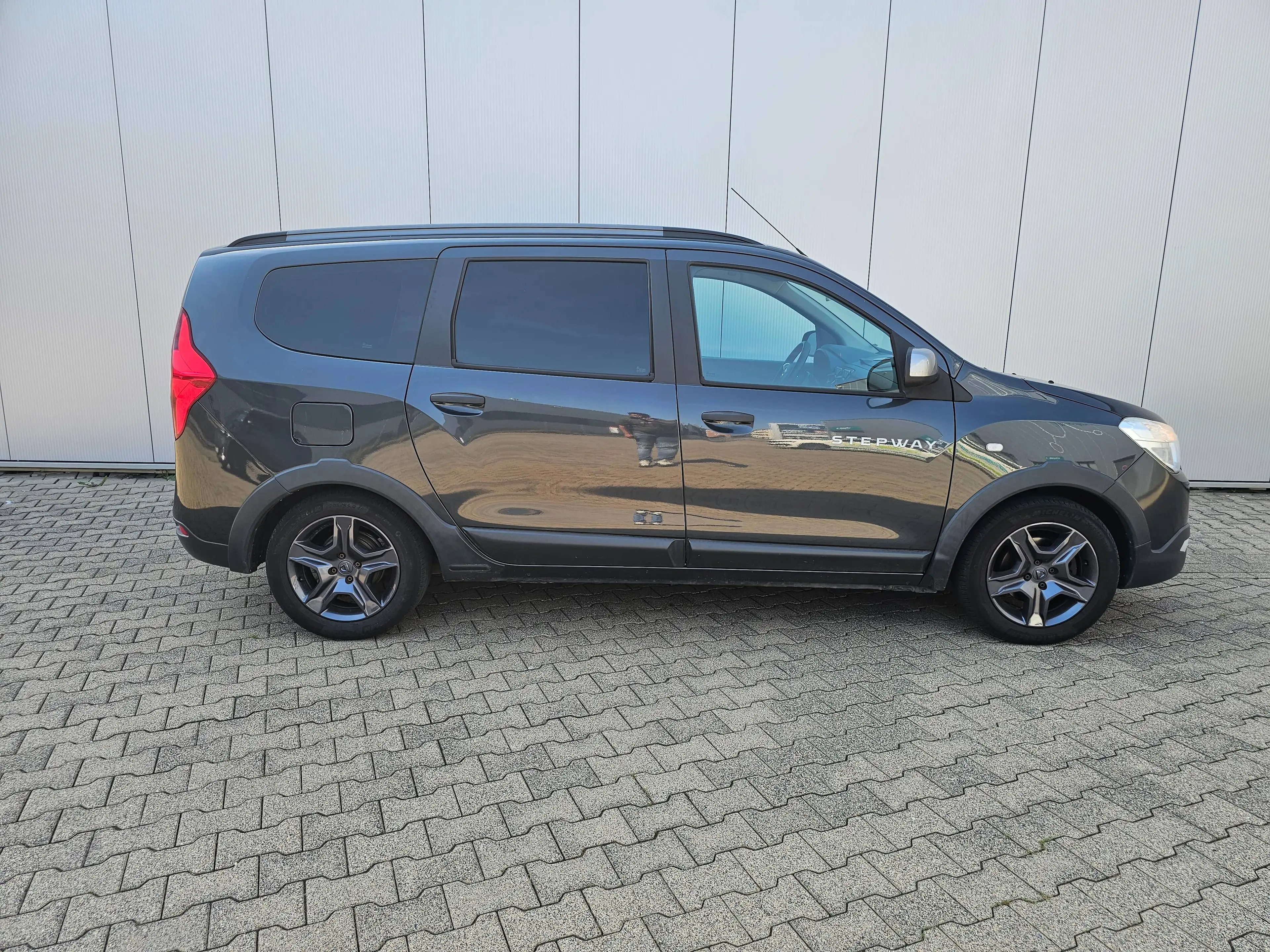 Dacia Lodgy Stepway Celebration*STEUERKETTE/INSP. NEU* — photo 8