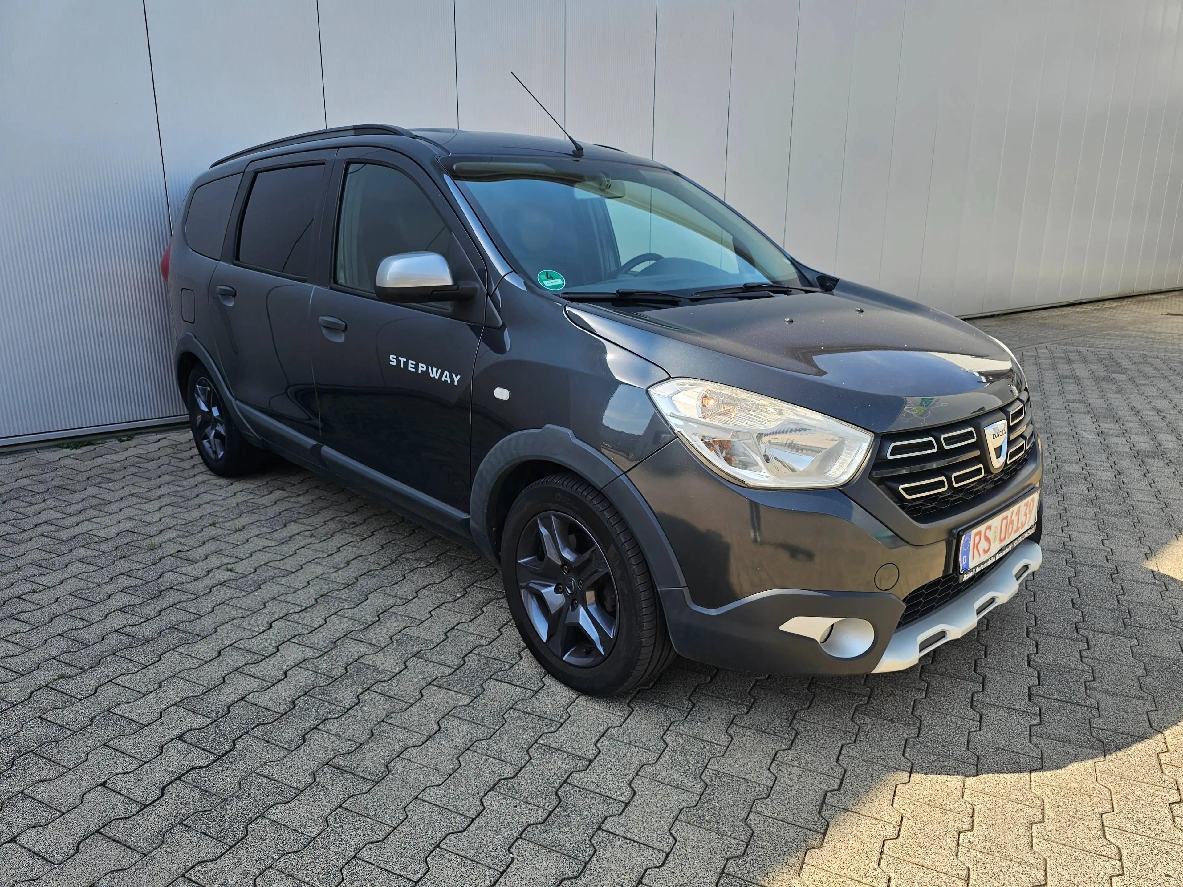 Dacia Lodgy Stepway Celebration*STEUERKETTE/INSP. NEU*