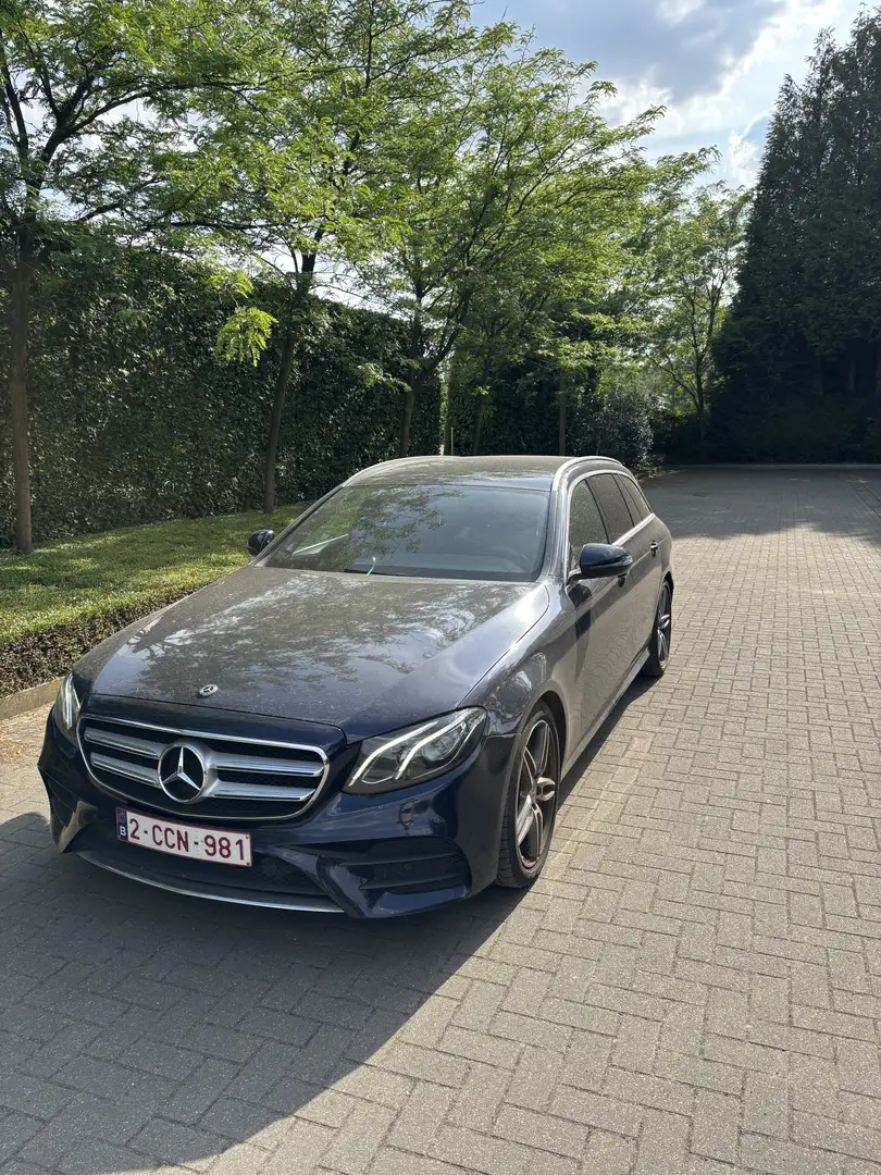 Mercedes-Benz E 220 d T 9G-TRONIC AMG Line - 1