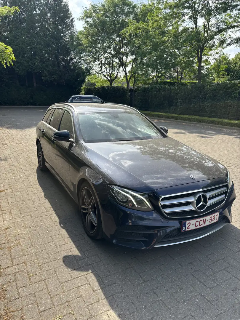 Mercedes-Benz E 220 d T 9G-TRONIC AMG Line - 2