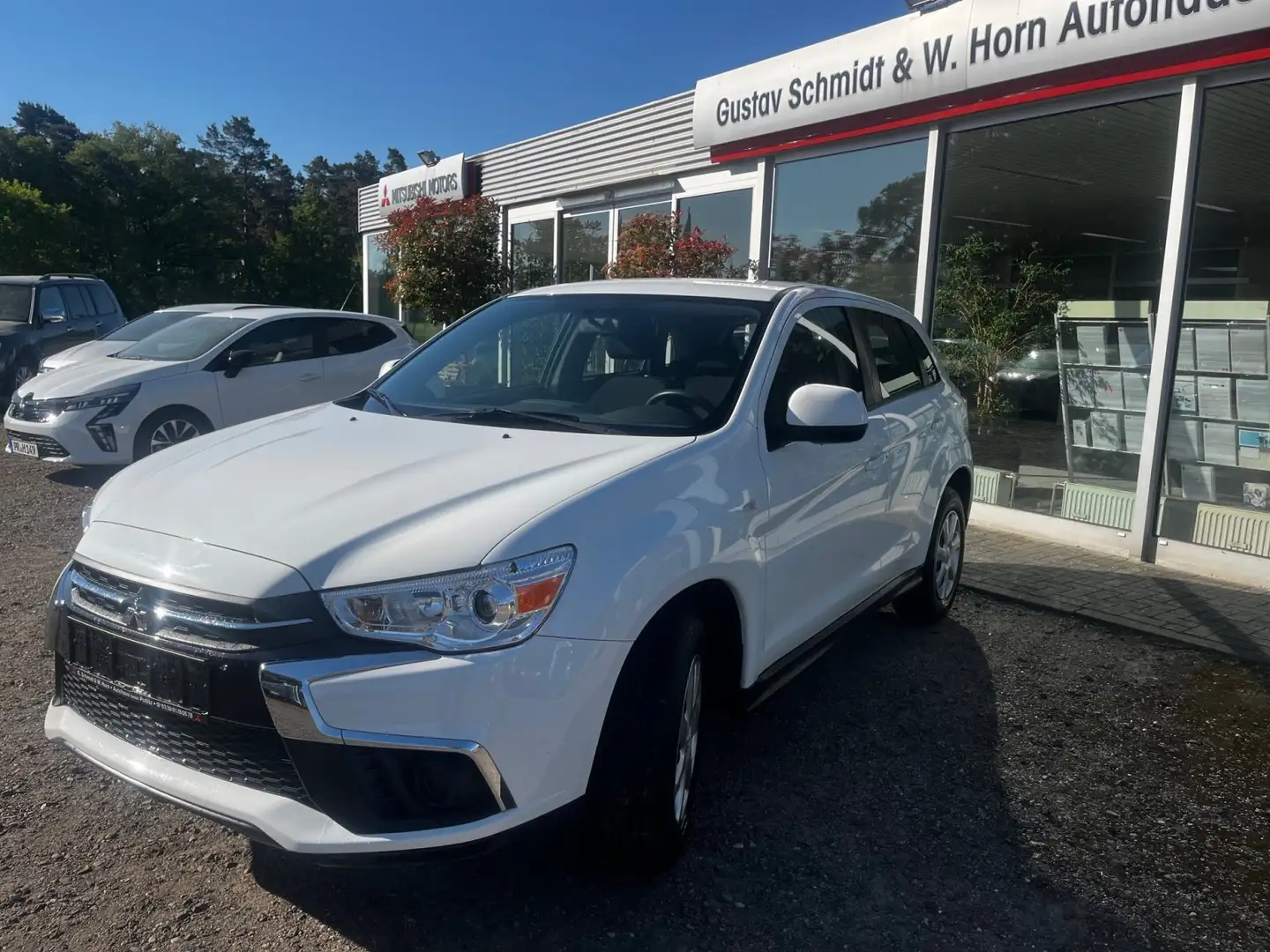 Mitsubishi ASX 1.6 MIVEC Basis 2WD  STANDHEIZUNG Weiß - 1