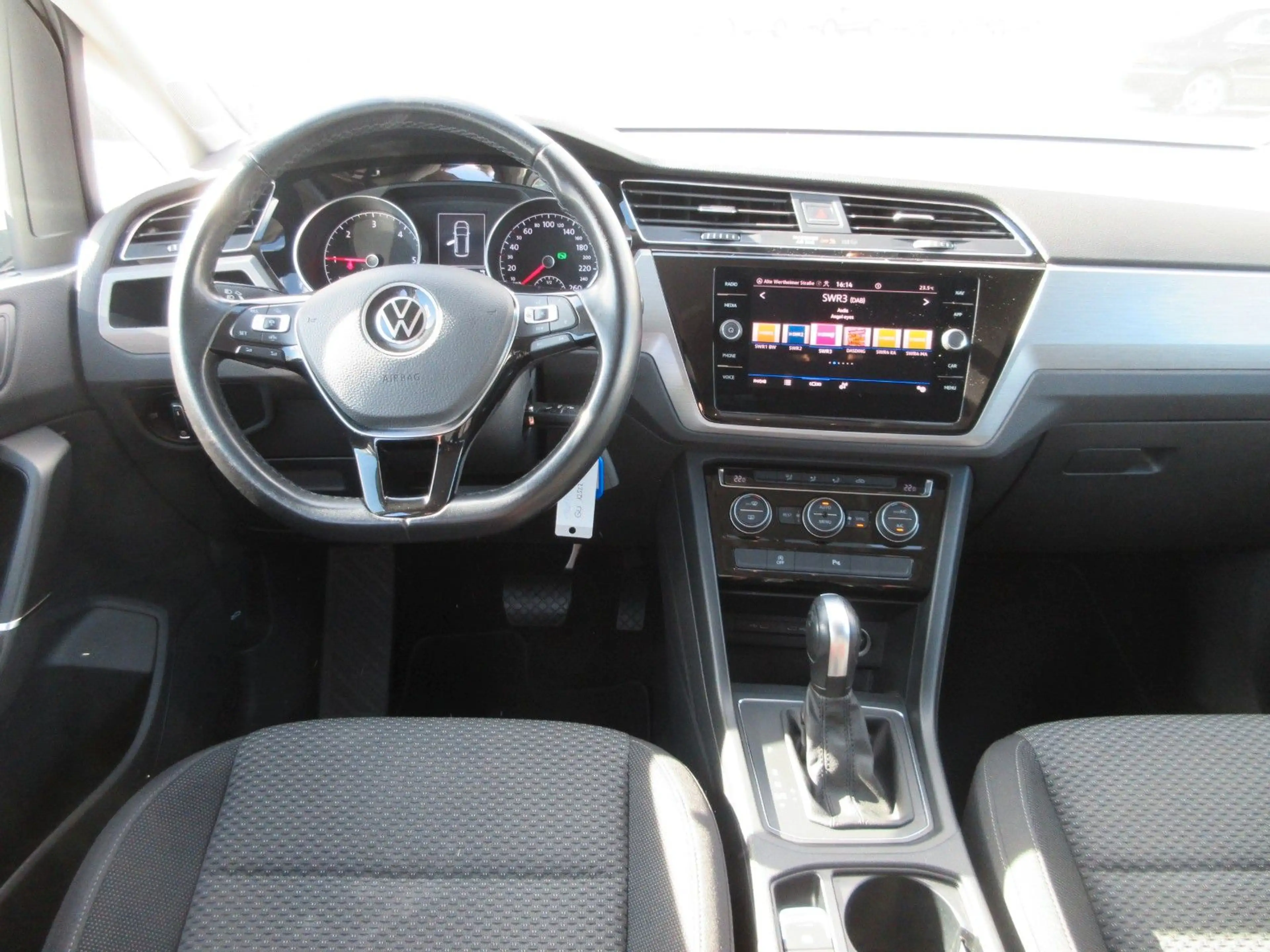 Volkswagen Touran Comfortline BMT **2.HAND** — photo 14