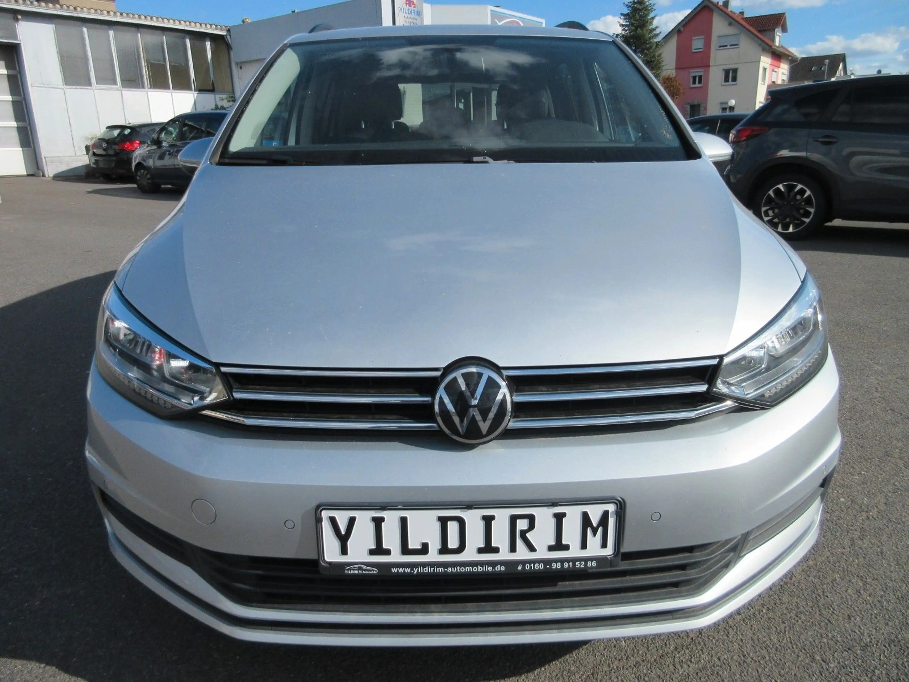 Volkswagen Touran Comfortline BMT **2.HAND** — photo 3