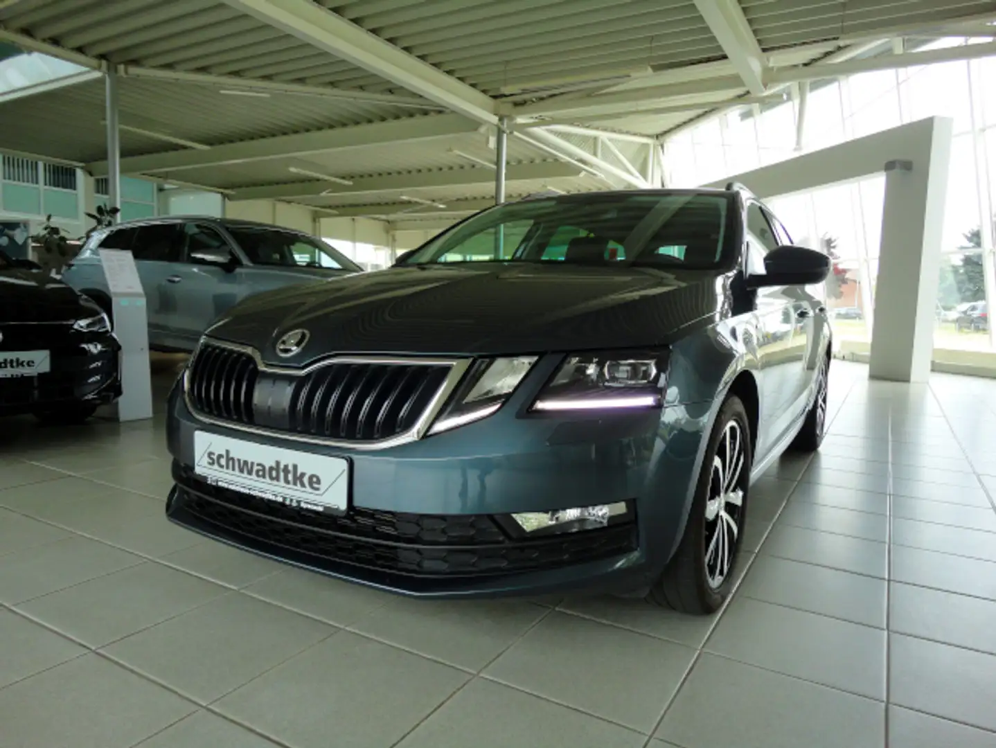 Skoda Octavia SOLEIL TSI 6-Gang Gris - 1