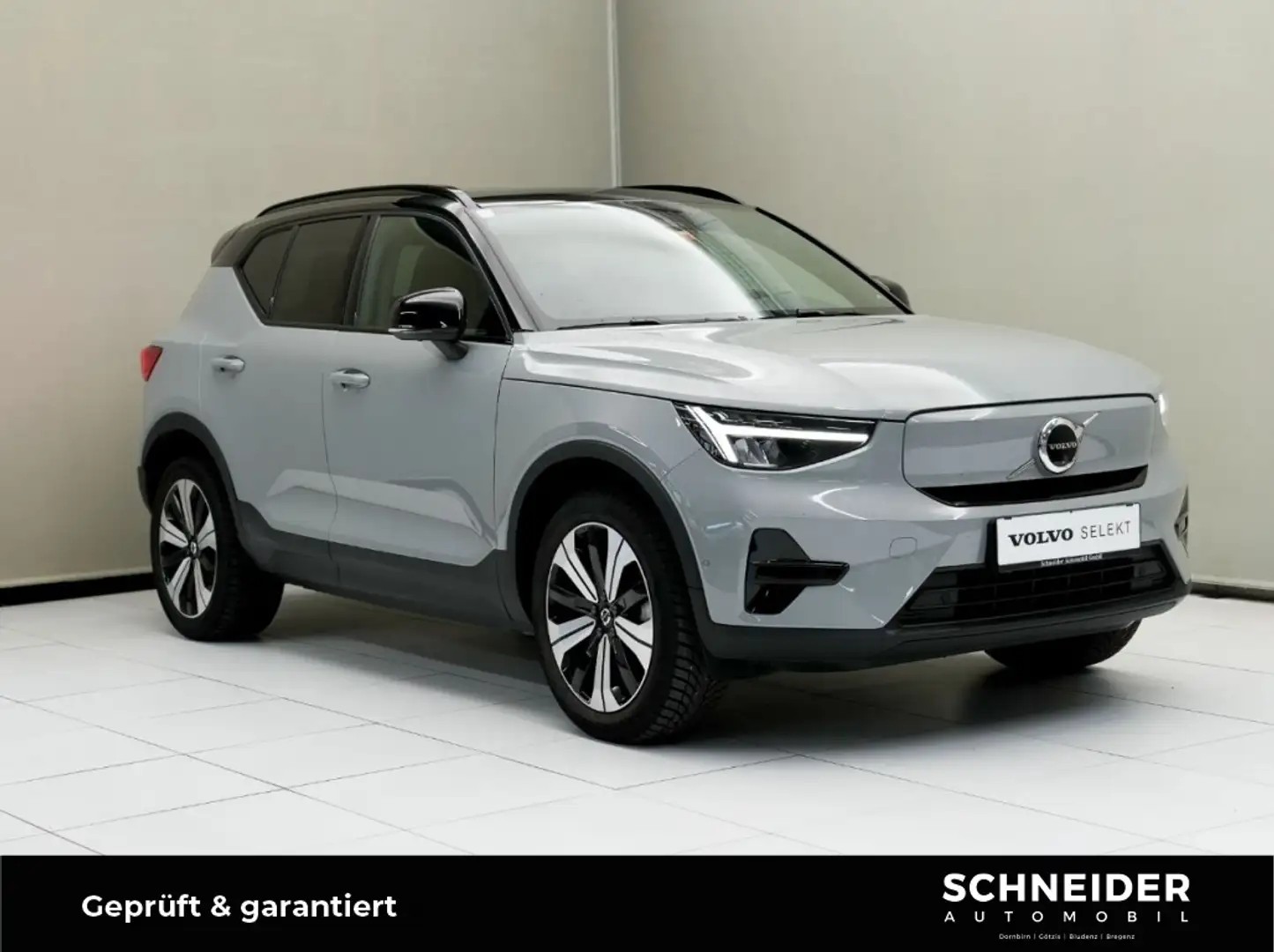 Volvo EX40 Ultra, Single Motor Extended Range, Vollelekt Grau - 1