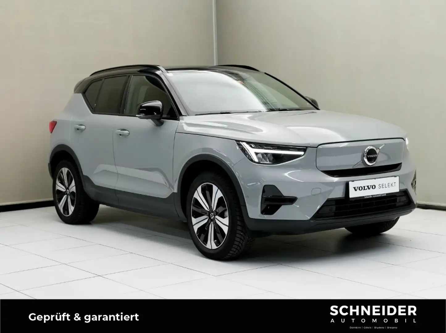 Volvo EX40 Ultra, Single Motor Extended Range, Vollelekt Grau - 1