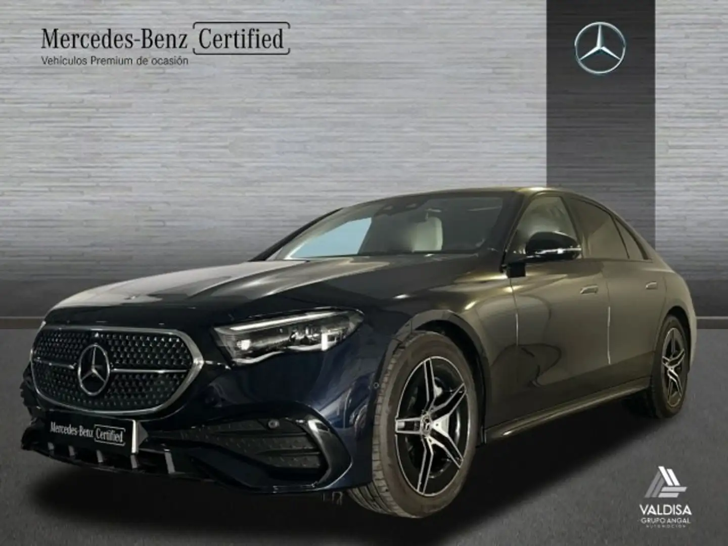 Mercedes-Benz E 220 d AMG Line Premium - 1