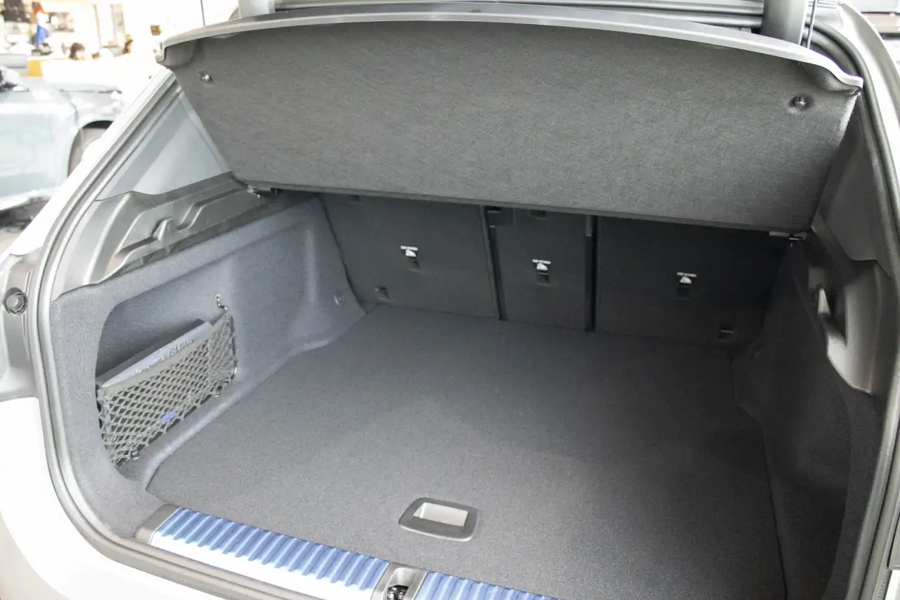 BMW iX3 2027