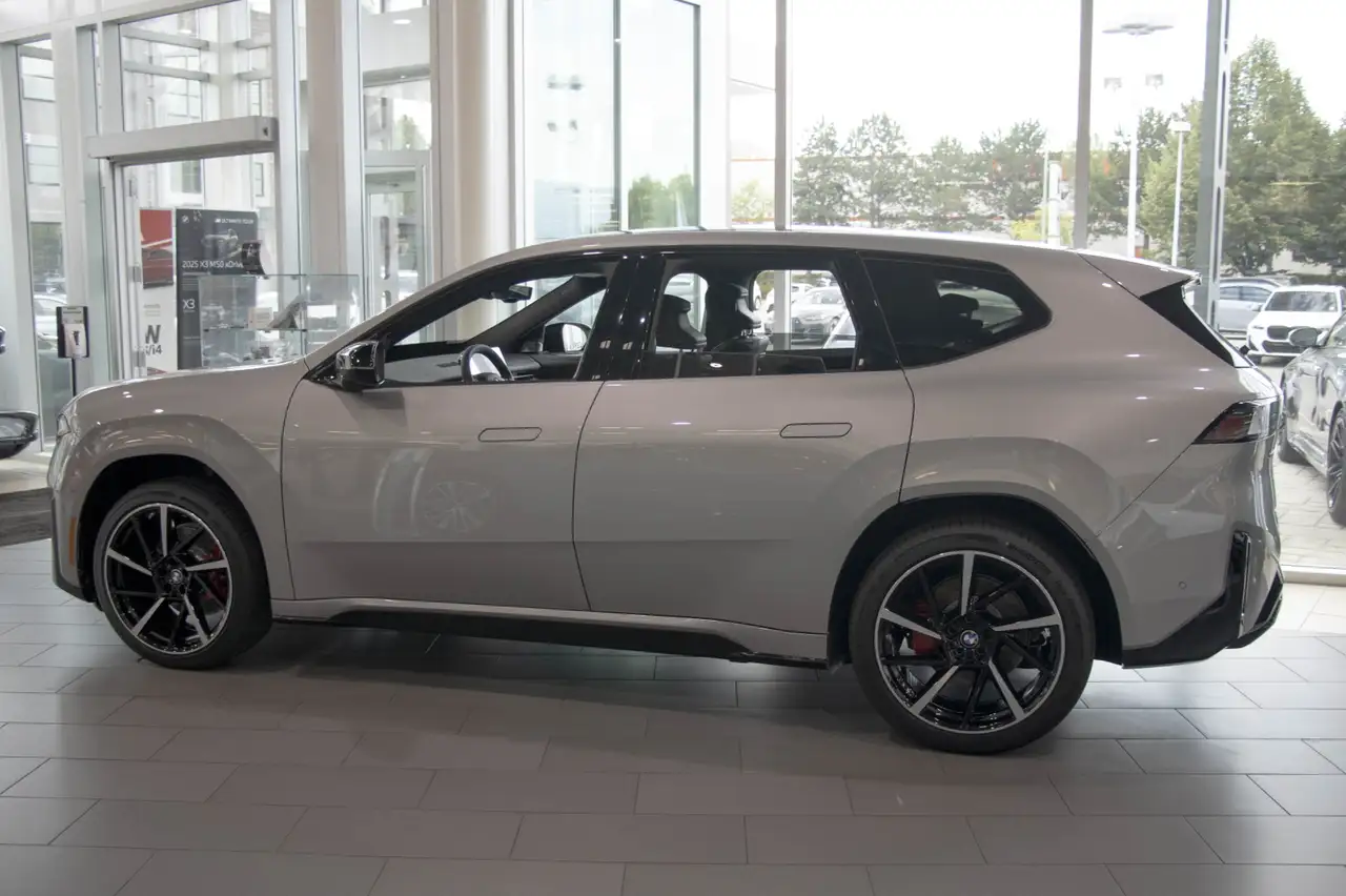 BMW iX3 2027