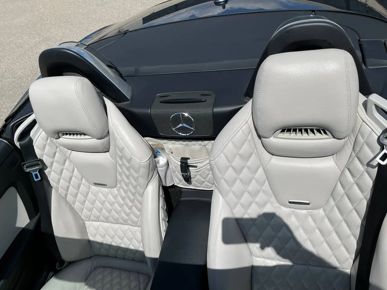 Mercedes-Benz SLK снимка Mercedes-Benz SLK