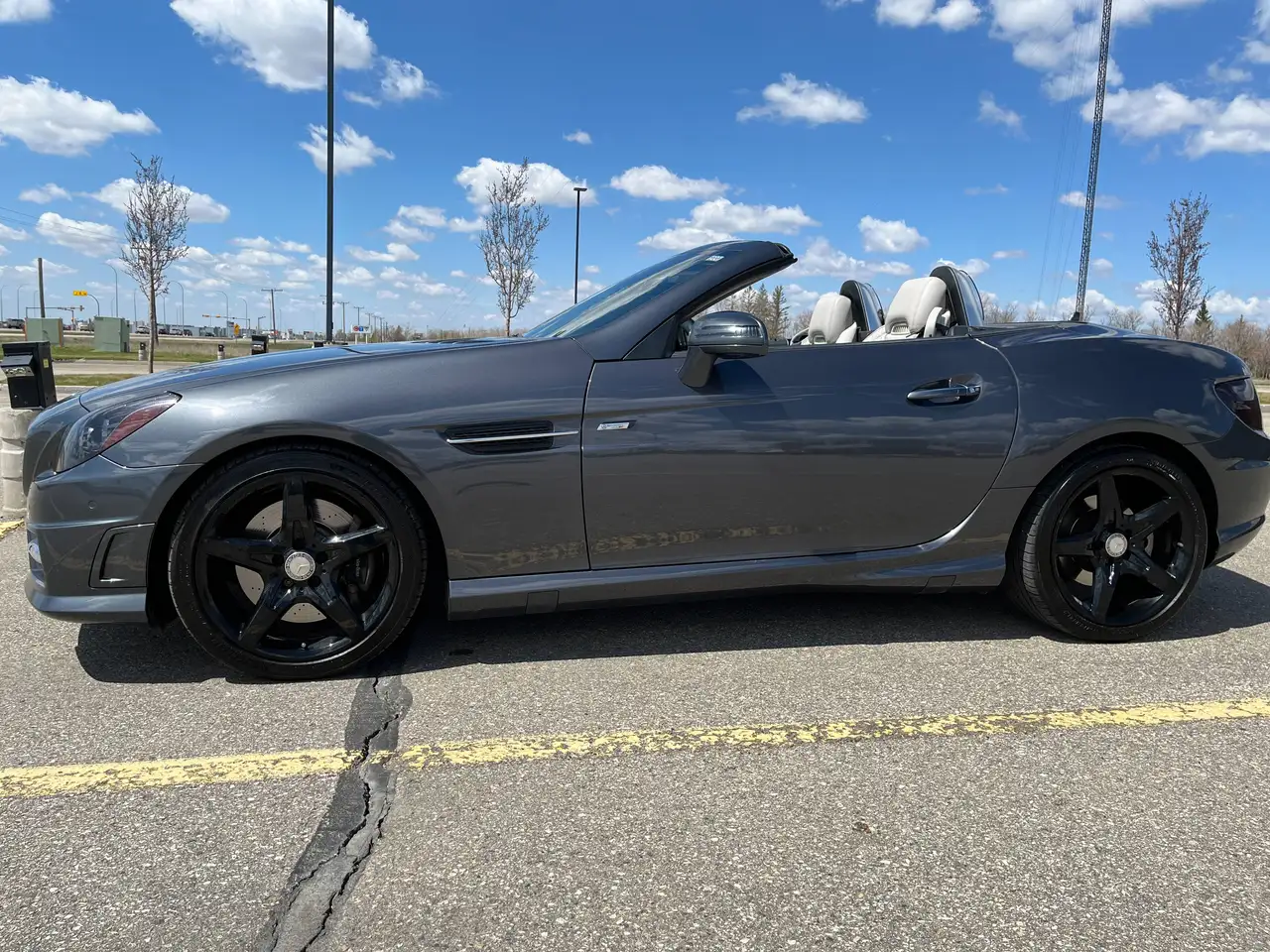 Mercedes-Benz SLK снимка Mercedes-Benz SLK