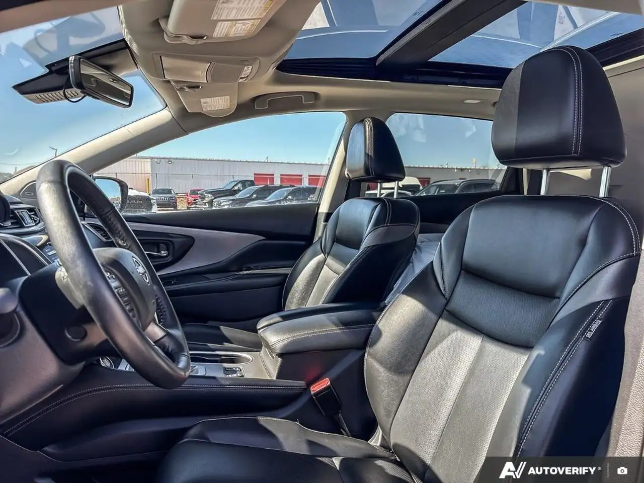 Nissan Murano снимка Nissan Murano