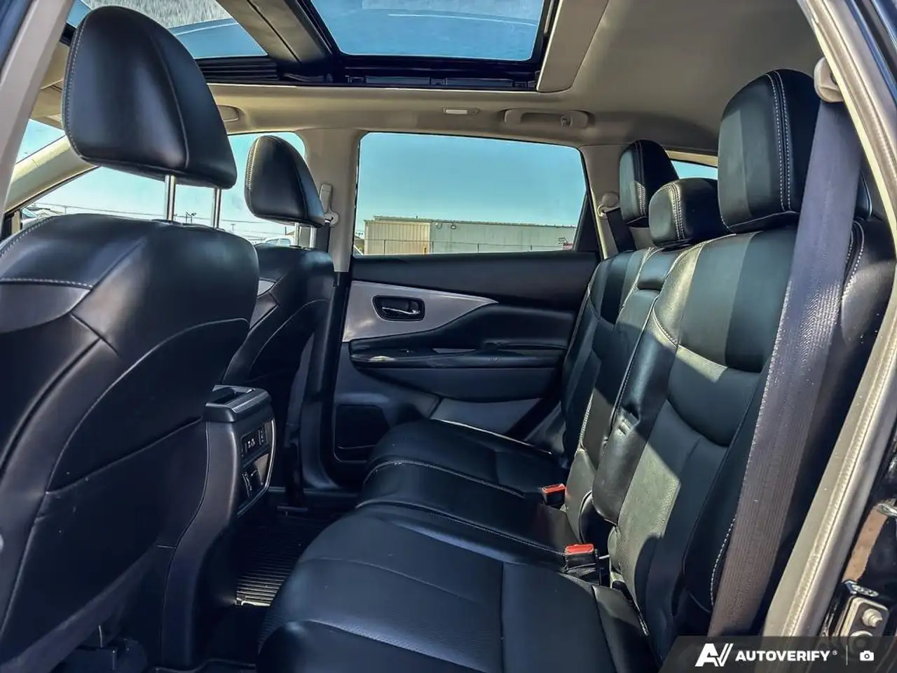 Nissan Murano снимка Nissan Murano