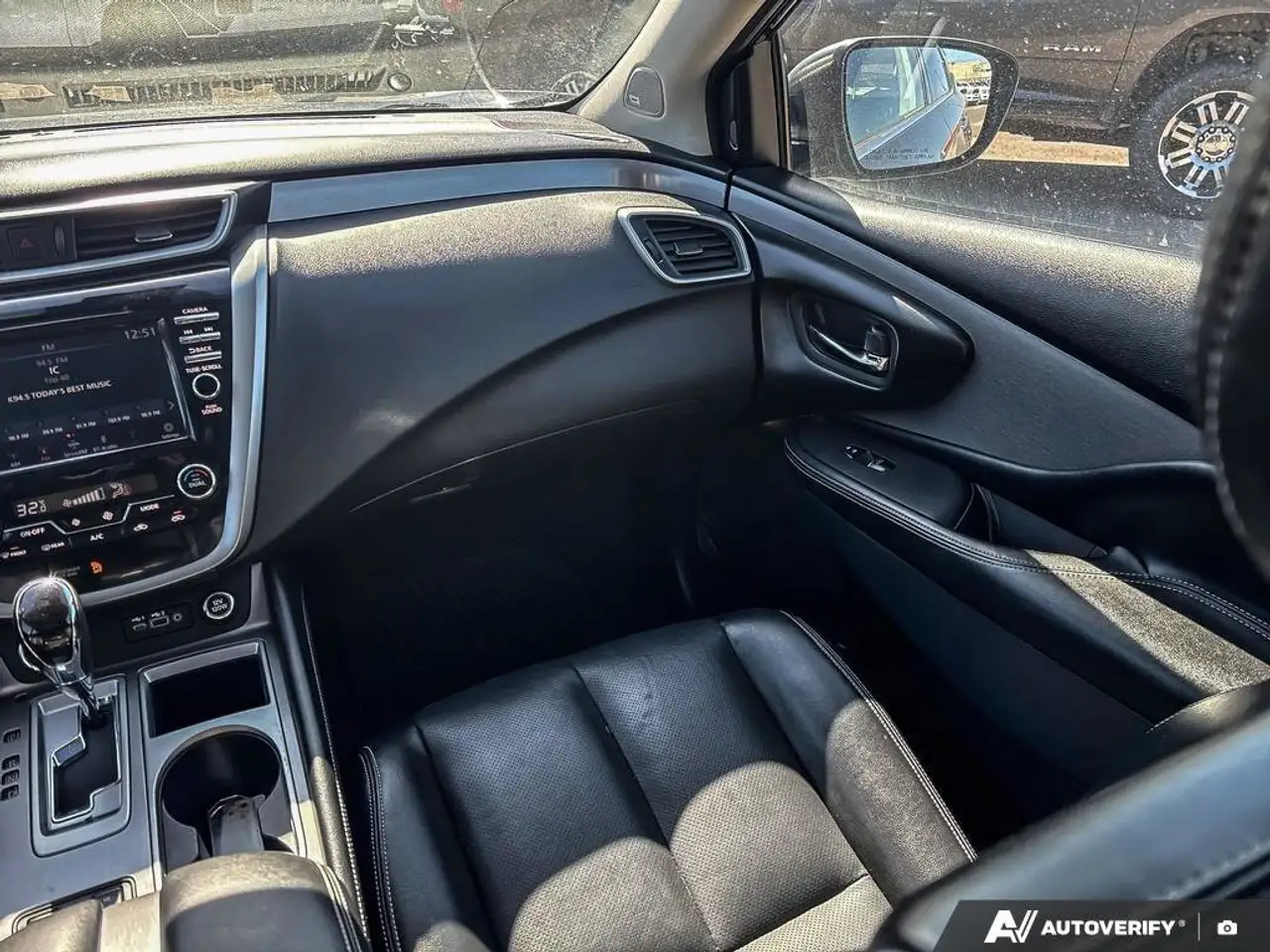Nissan Murano снимка Nissan Murano