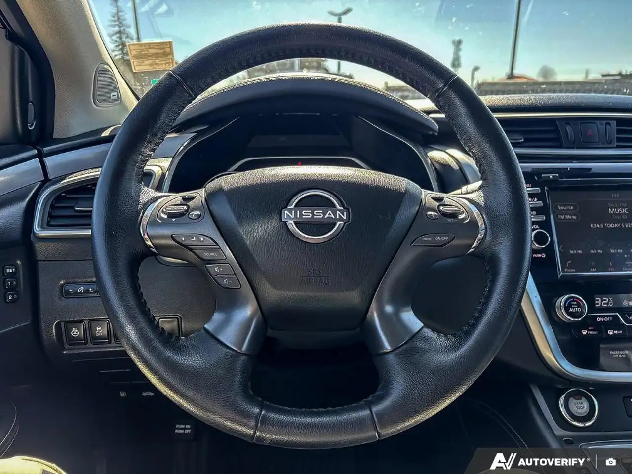Nissan Murano снимка Nissan Murano