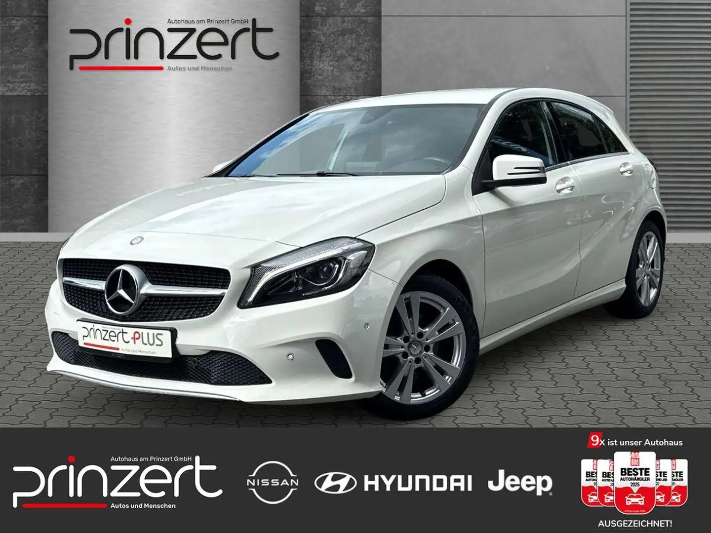 Mercedes-Benz A 160 1.6 Urban Score Navi*LED*Sitzheizung*8-Fach Weiß - 1