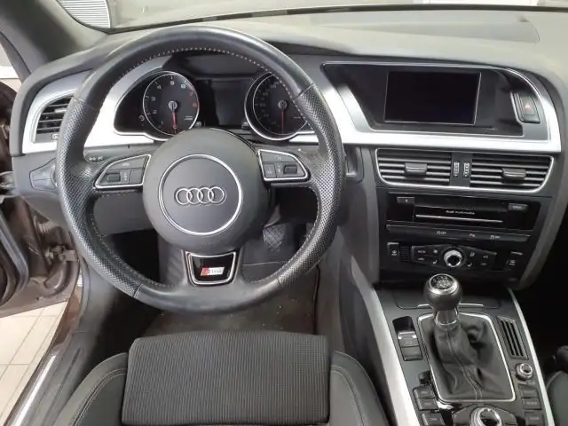 Audi A5 view 7