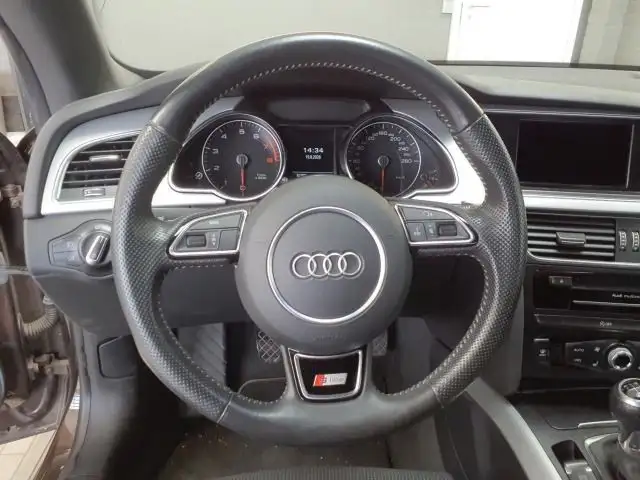 Audi A5 view 5