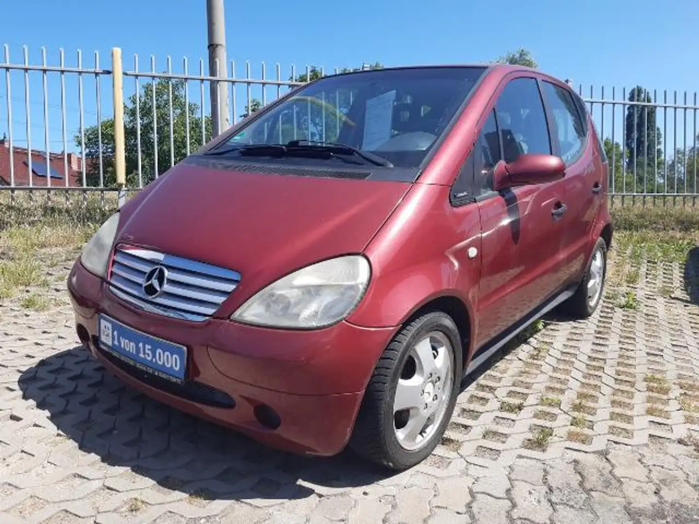 Mercedes-Benz A 160 Halbautomatik Rouge - 1