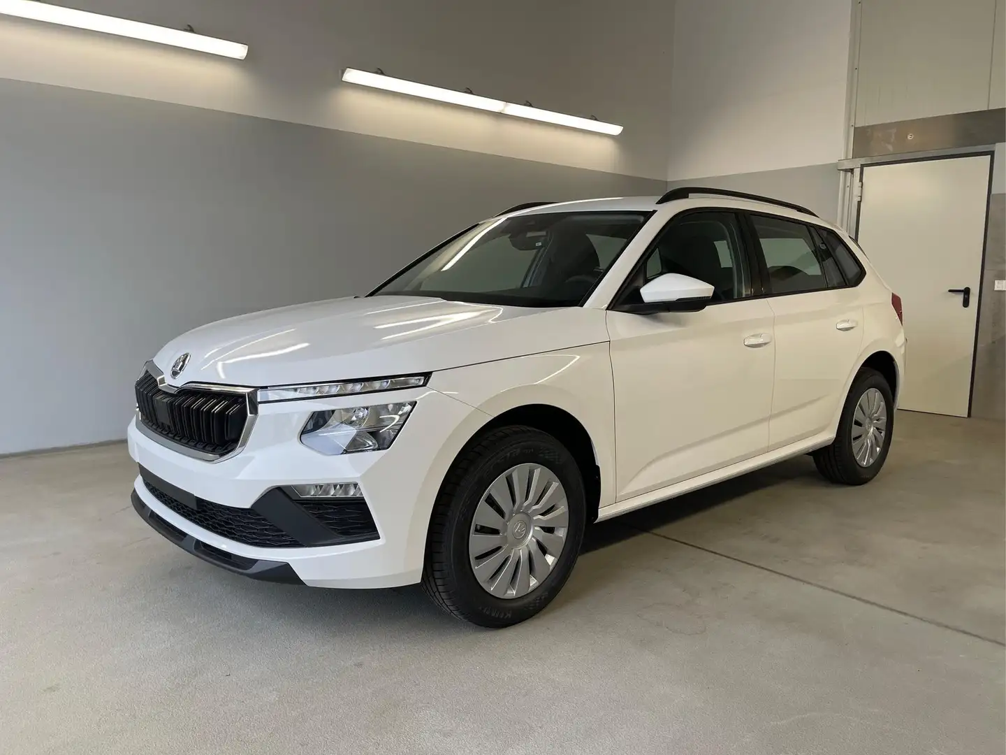 Skoda Kamiq Facelift 95PS Sitzheizung+App-Connect 1.0 TSI 7... Weiß - 1