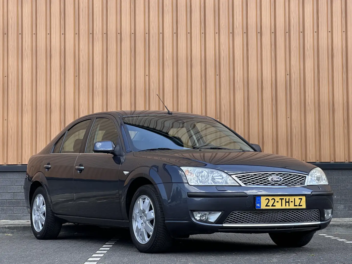 Ford Mondeo 1.8-16V Platinum | Handel/Export | Afneembare Trek Grijs - 2