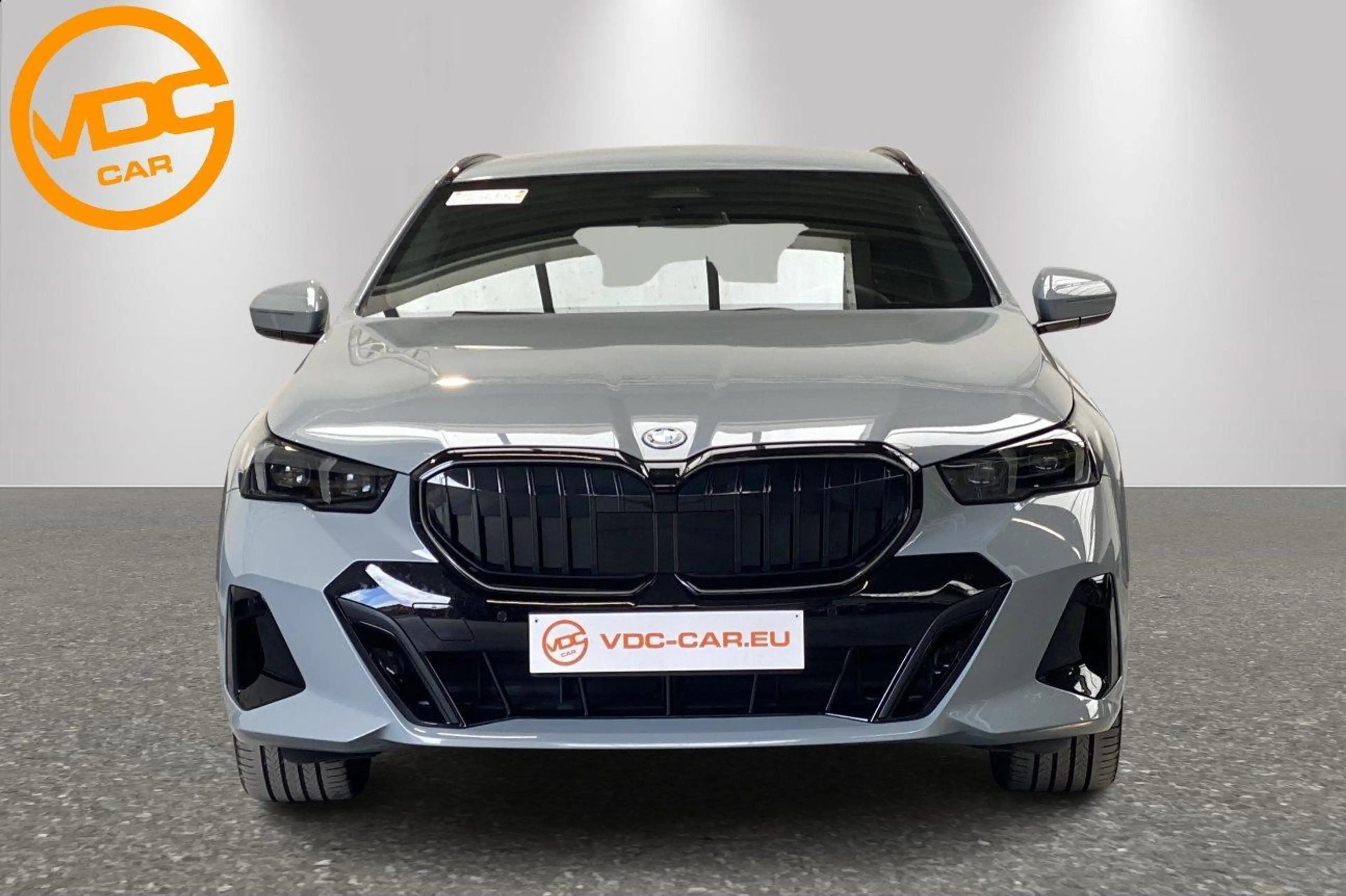 BMW 530 xDrive - M Sport Package Pro - — photo 5