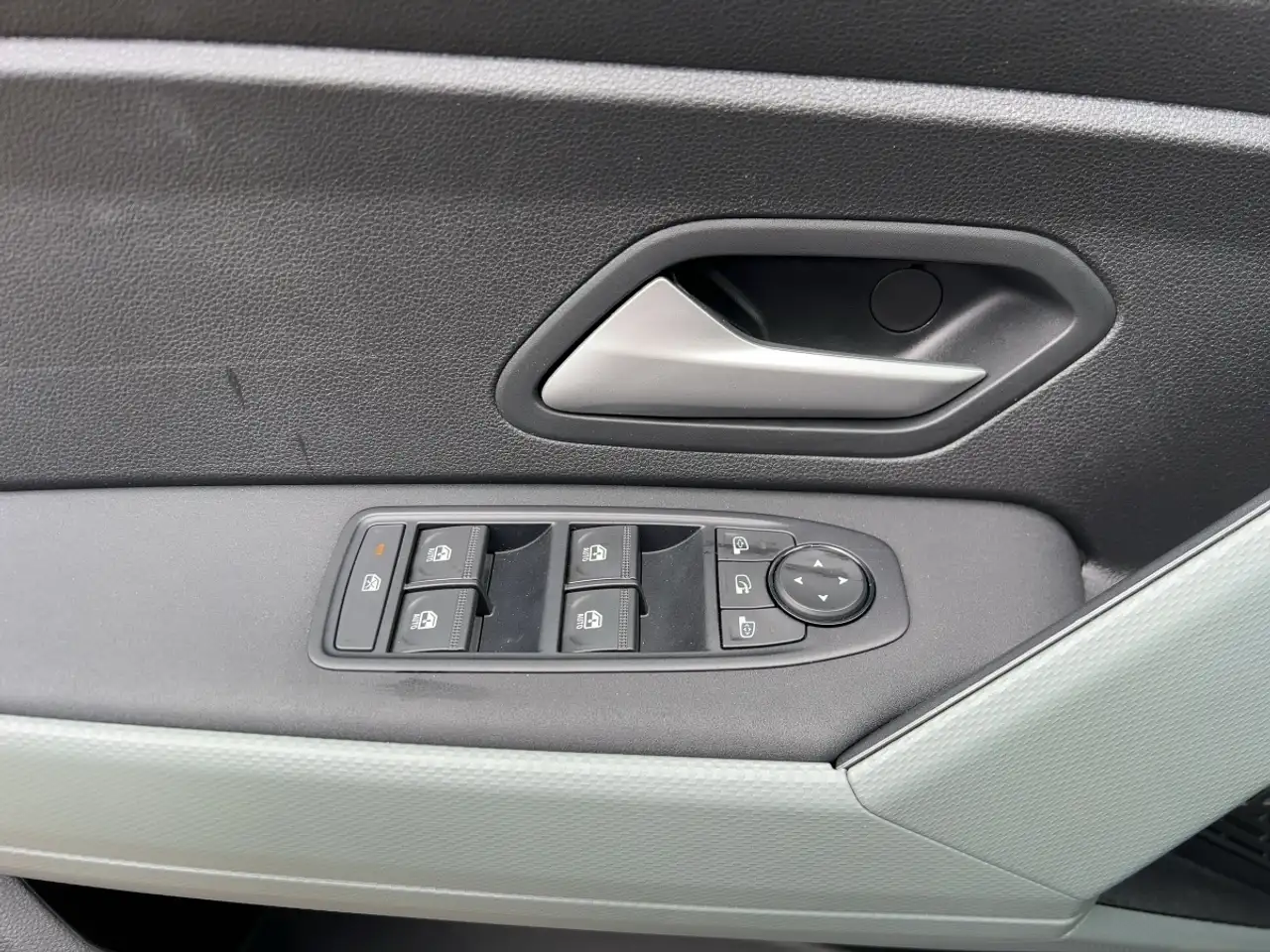 Dacia Bigster Extreme HYBRID 155 Winter-Paket Kamera LED, миниатюра 18