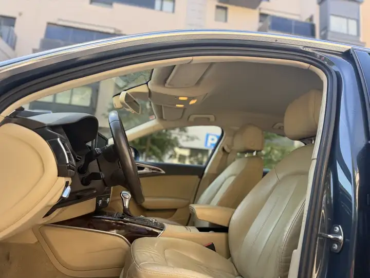 Audi A6 2011, foto 9