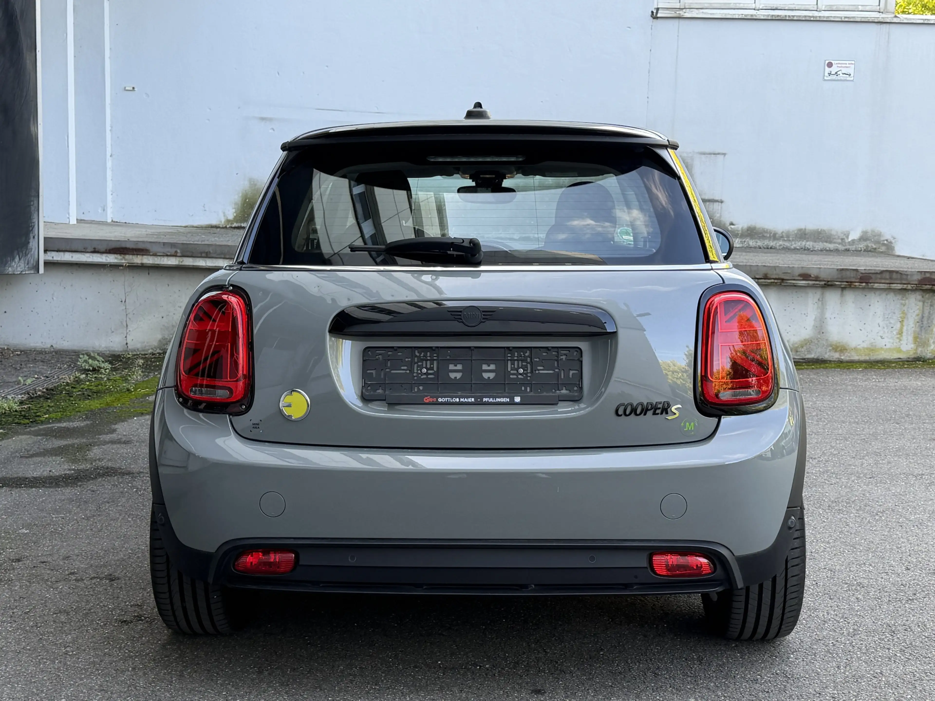 MINI Cooper SE Essential Trim LED Live-Cockpit Tempom — photo 8