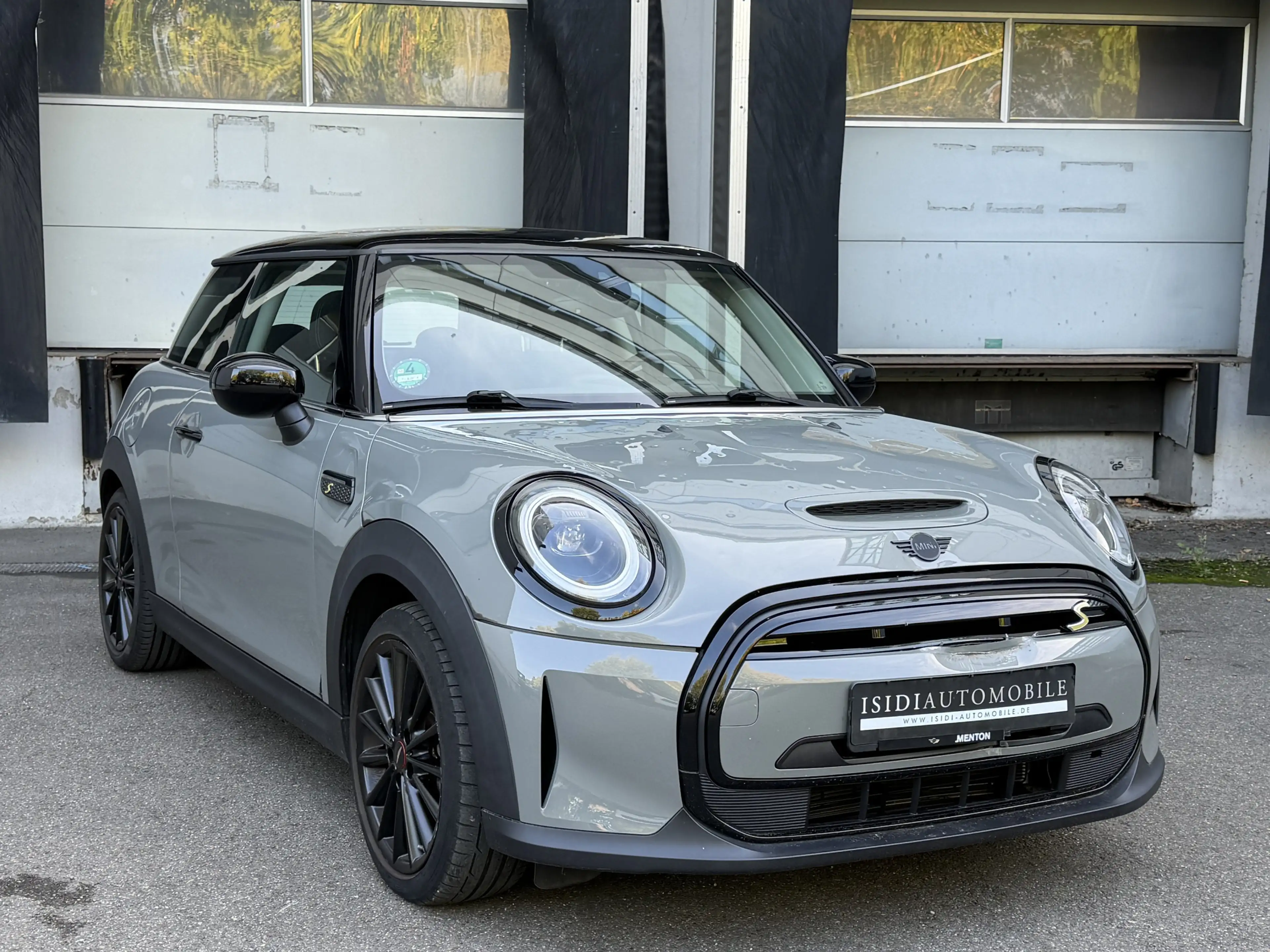 MINI Cooper SE Essential Trim LED Live-Cockpit Tempom — photo 12