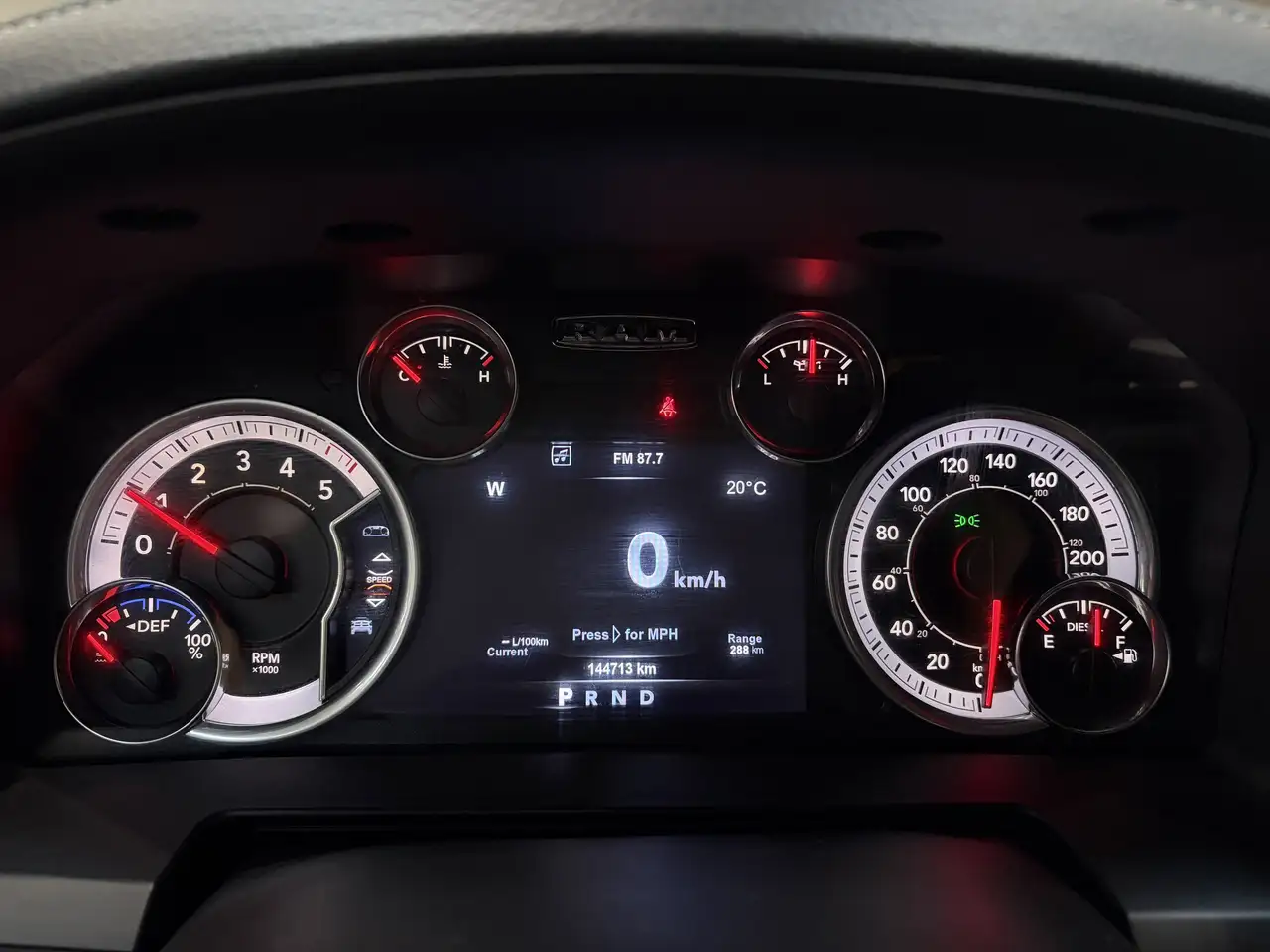 RAM 1500 снимка RAM 1500