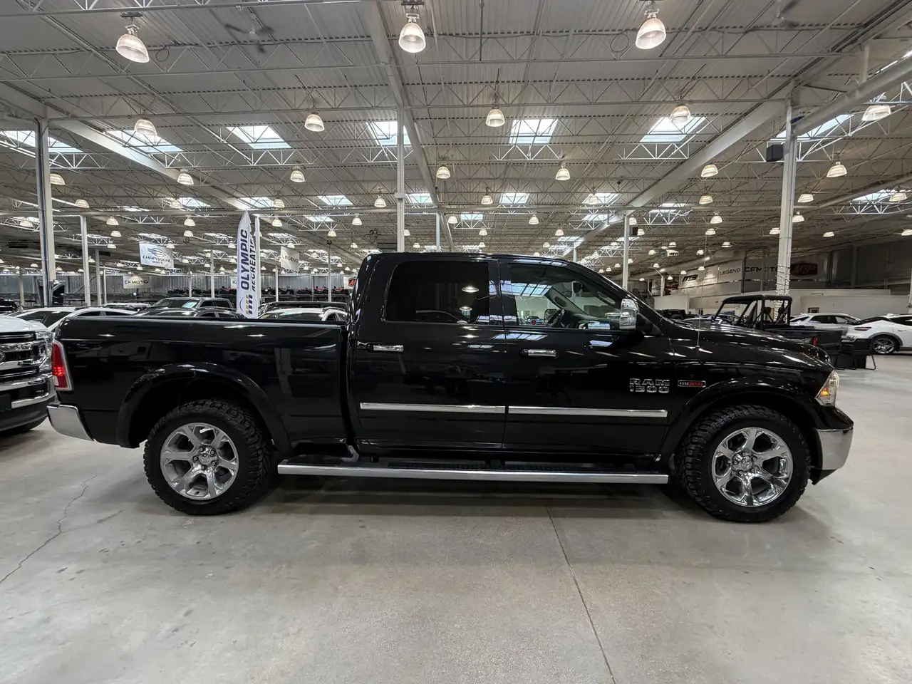 RAM 1500 снимка RAM 1500