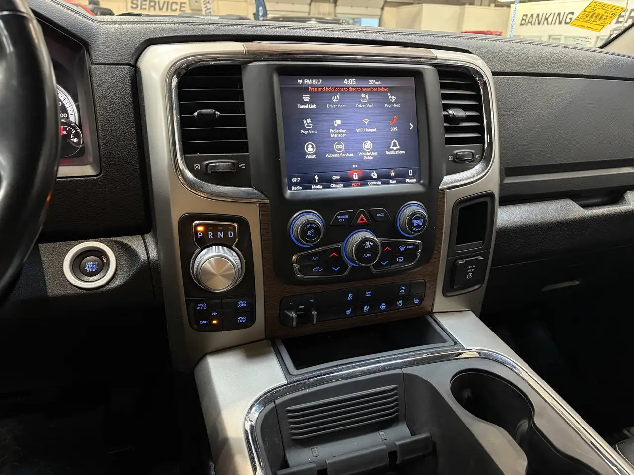 RAM 1500 снимка RAM 1500