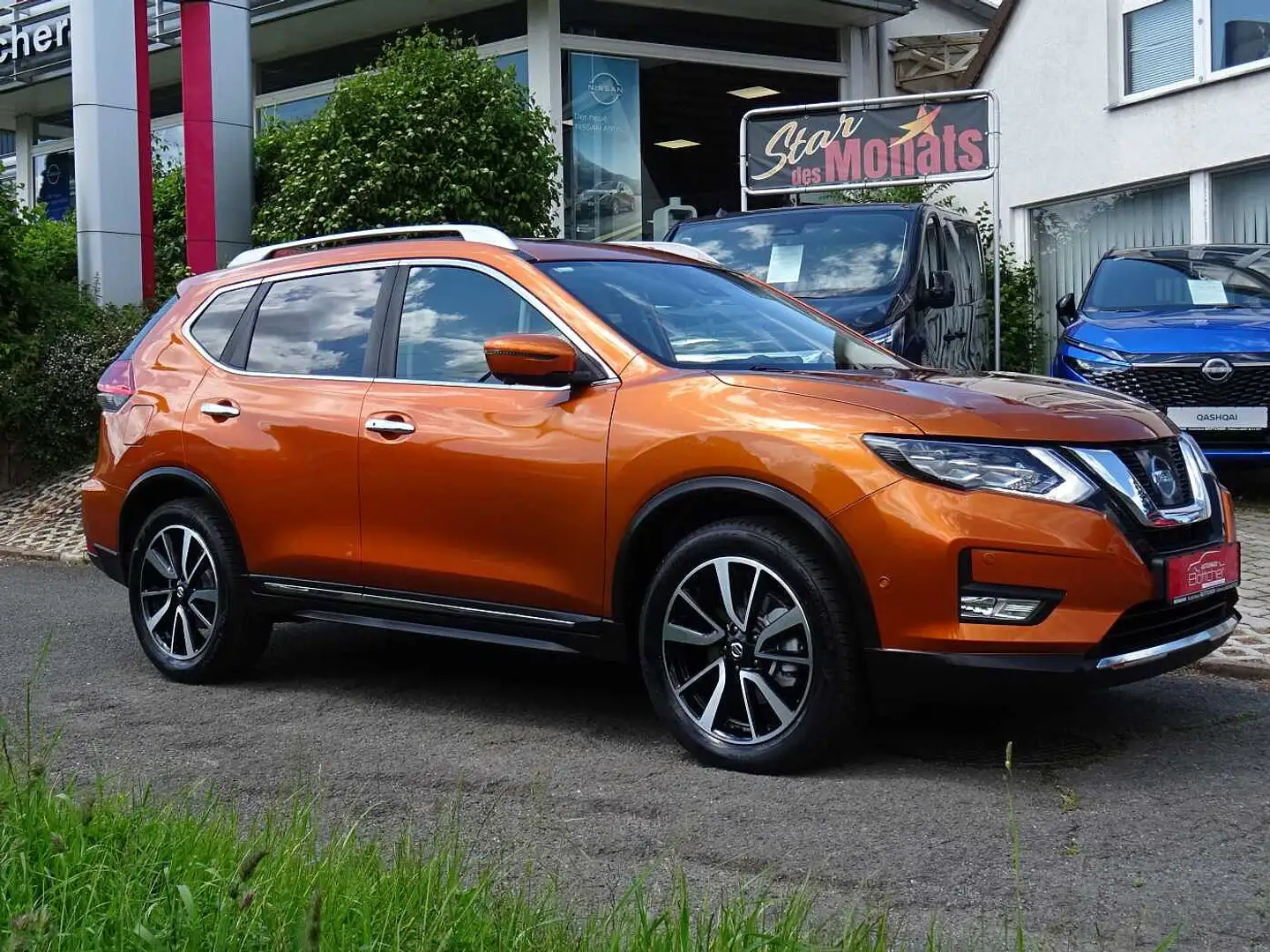 Nissan X-Trail Diesel 2.0 dCi ALL-MODE 4x4i Xtronic Tekna 7S Оранжевий - 1