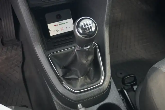 Volkswagen Caddy view 15