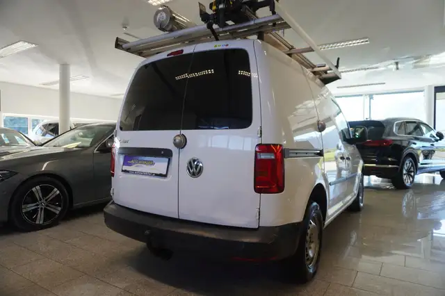 Volkswagen Caddy view 5