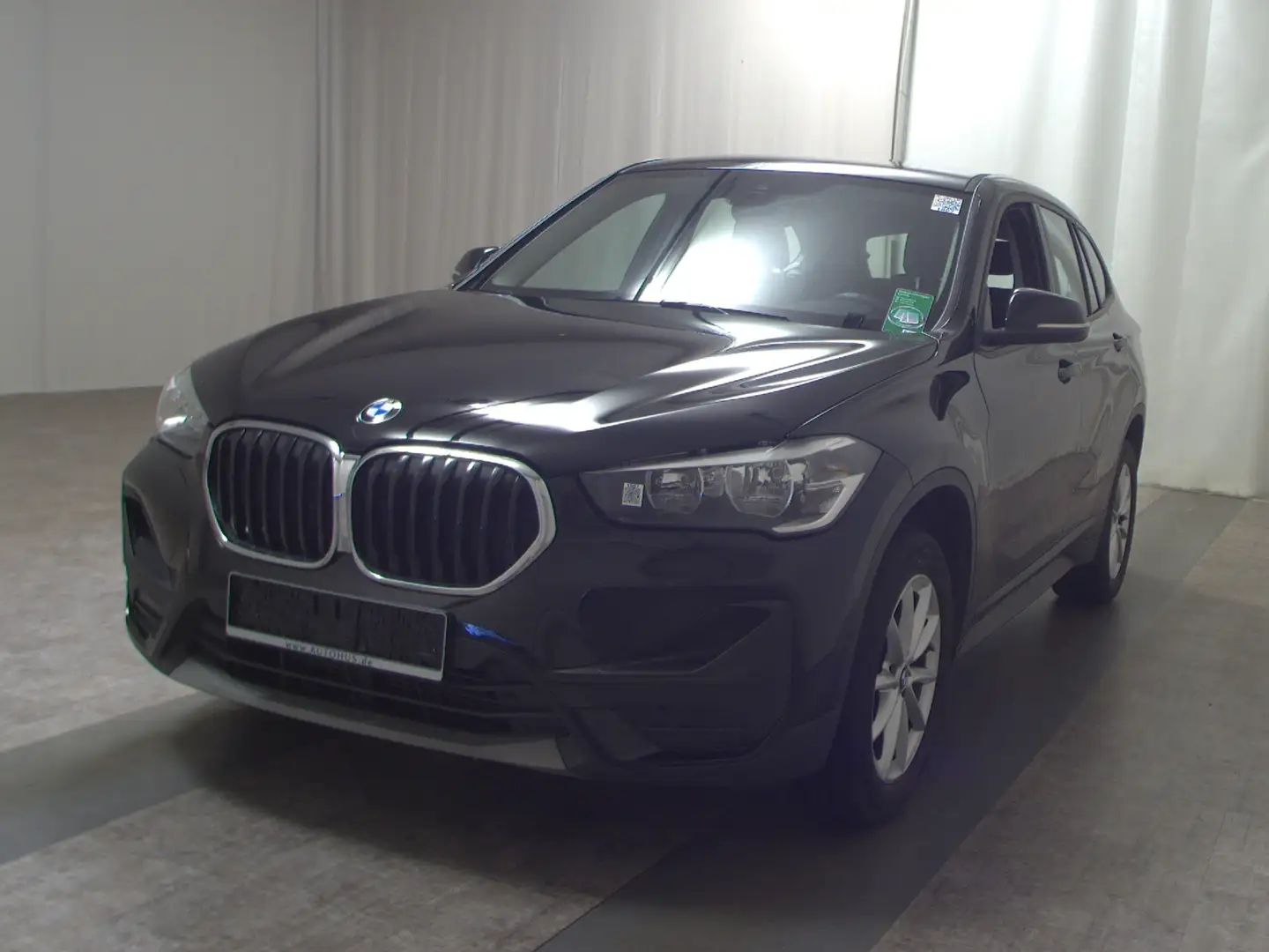 BMW X1 sDrive18d Navi RFK SHZ Park-Assistent Schwarz - 2