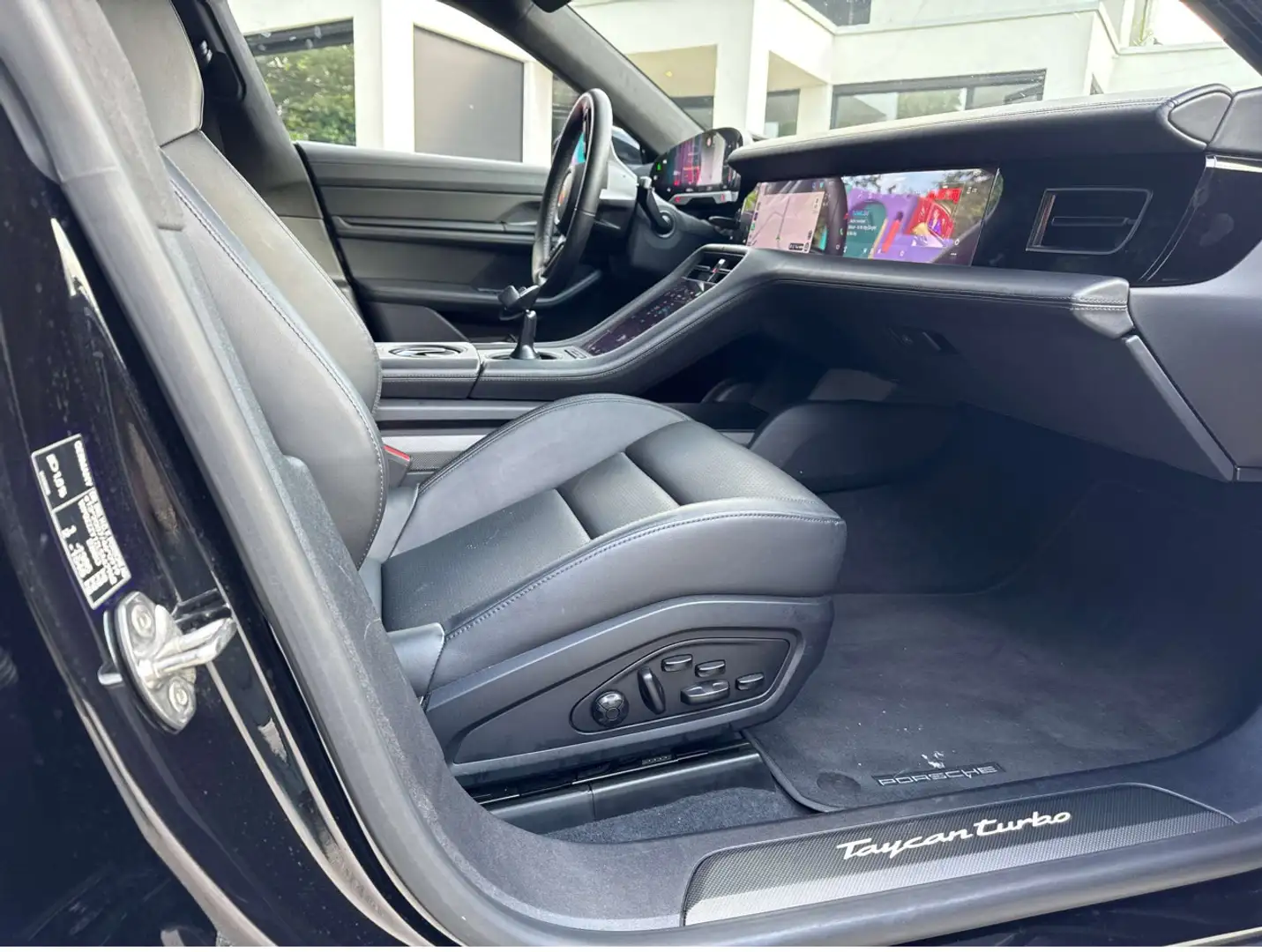 Porsche Taycan Turbo 680hp warrantie approved 11/26 Noir - 2