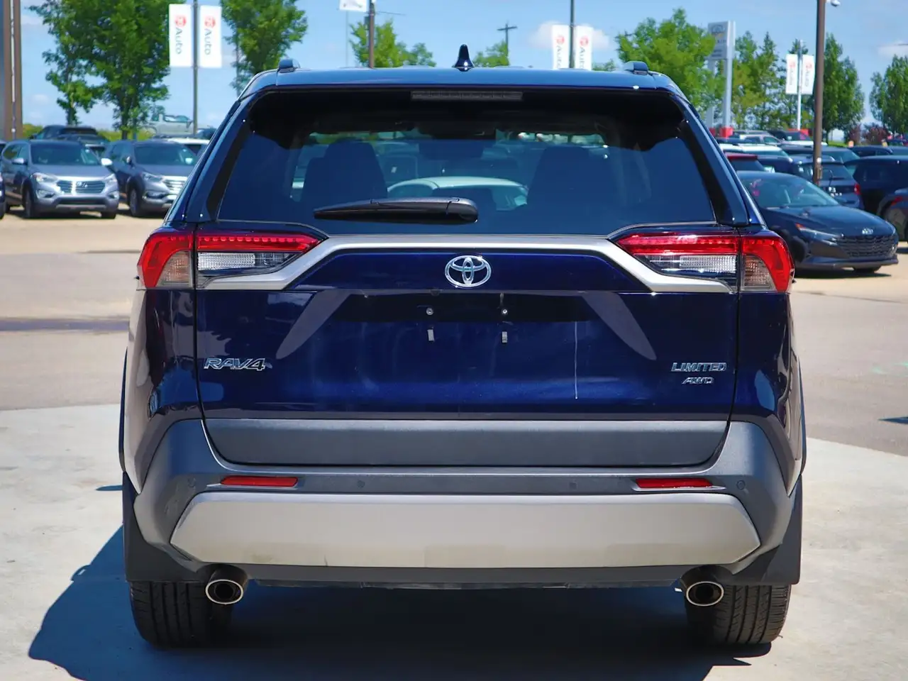 Toyota RAV 4 photo Toyota RAV 4
