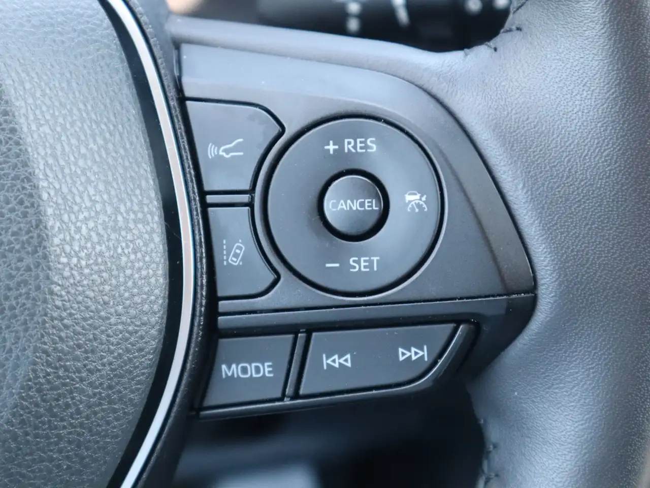 Toyota RAV 4 photo Toyota RAV 4
