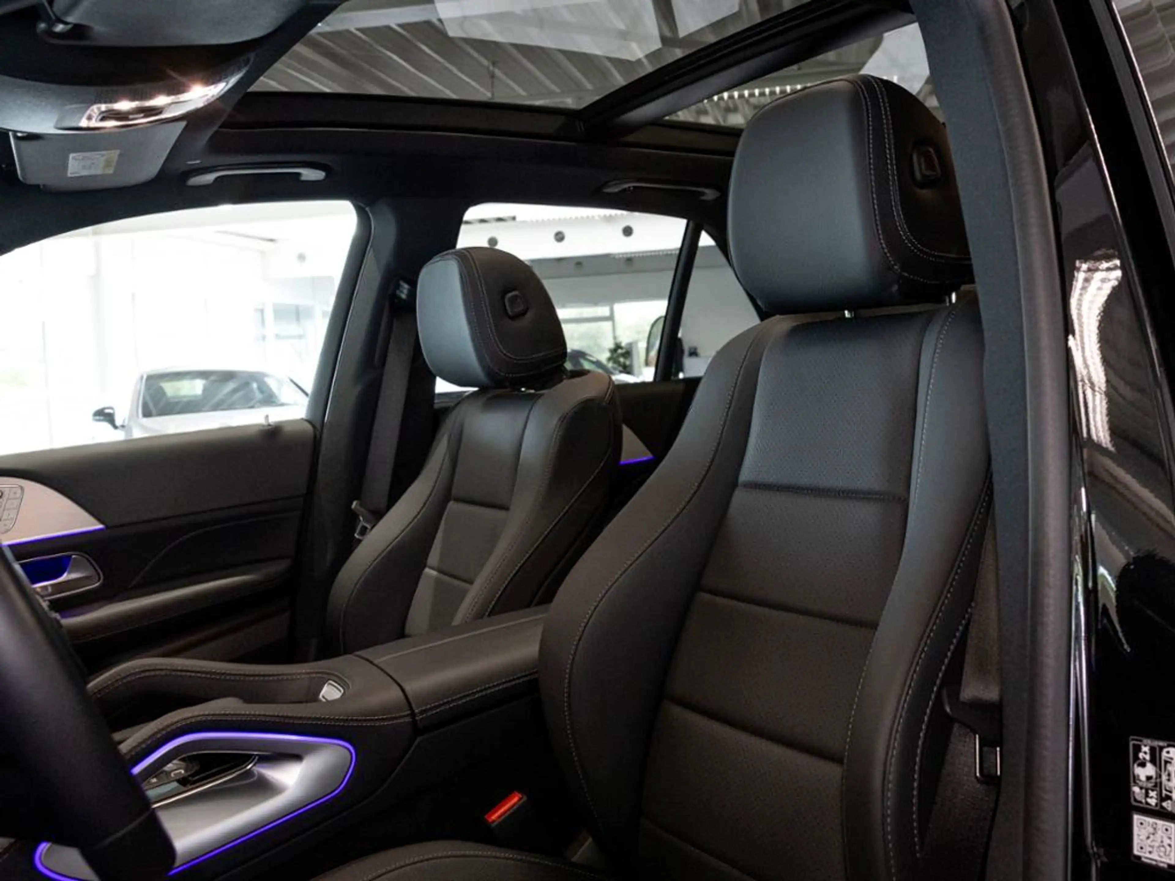 Mercedes-Benz GLE 400 e 4M , AMG BURM NIGHT WIDE MEMO MULTI — photo 9