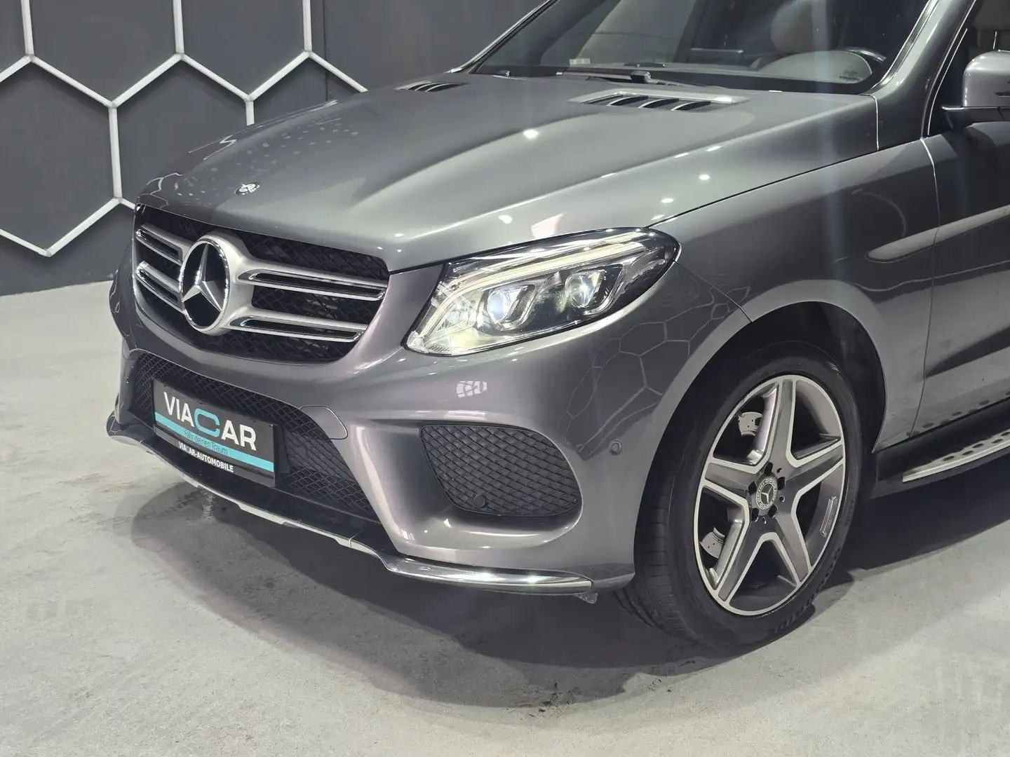 Mercedes-Benz GLE 250 GLE 250 d (166.006) Grau - 2