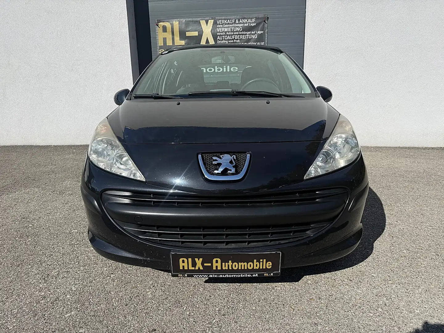 Peugeot 207 1.4 16V Trendy Kundenauftrag Schwarz - 2