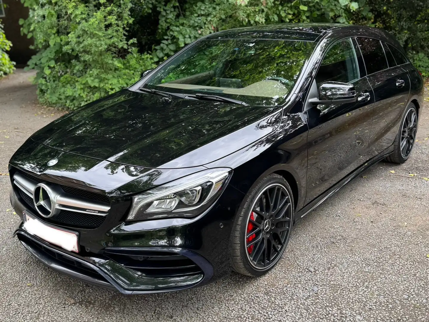 Mercedes-Benz CLA 45 AMG AMG CLA 45 4Matic Shooting Brake AMG  7G-DCT Zwart - 2