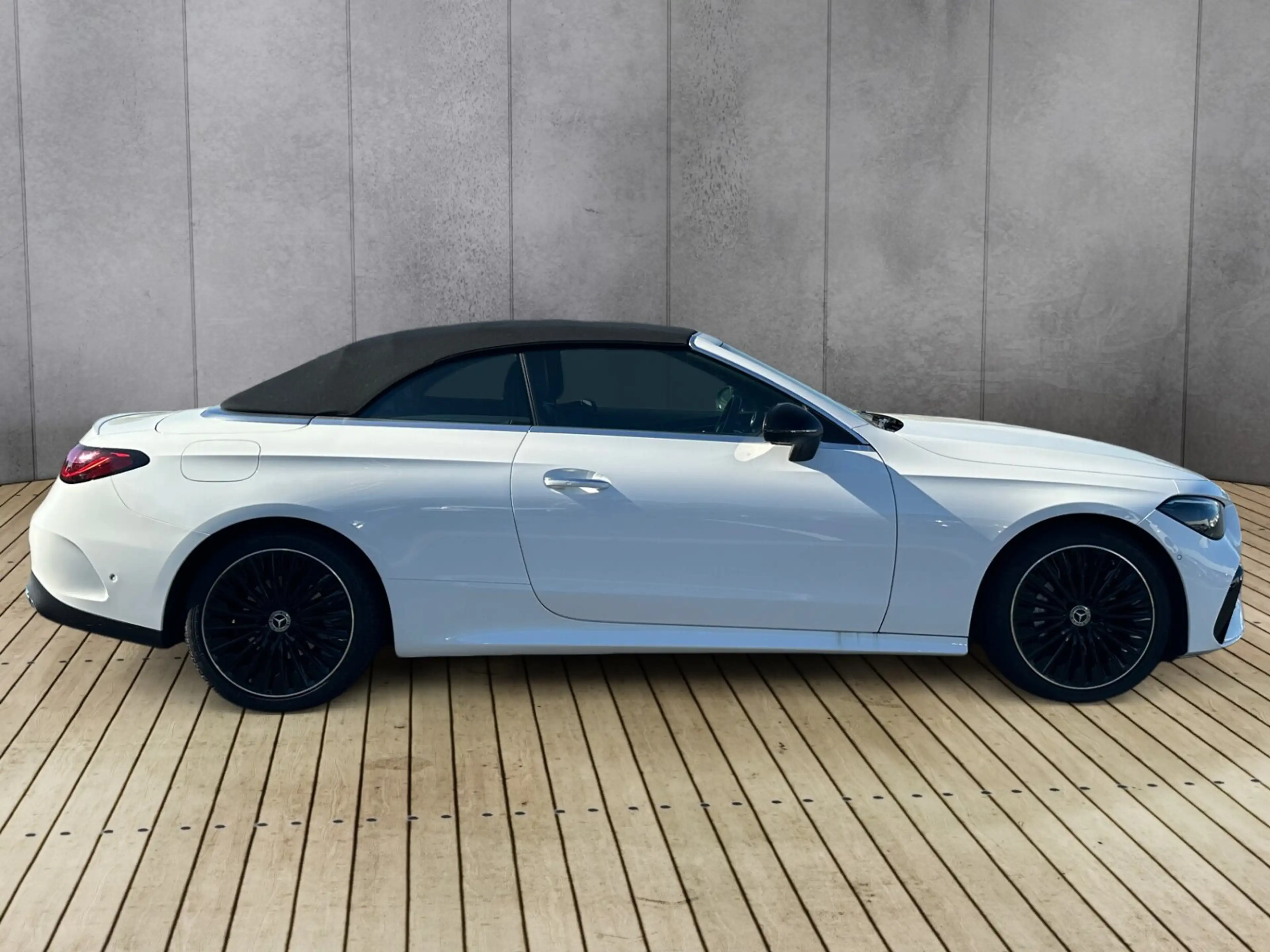 Mercedes-Benz CLE 220 CLE 220 d Cabrio AMG+Night/360°/Digital-LIght — photo 10